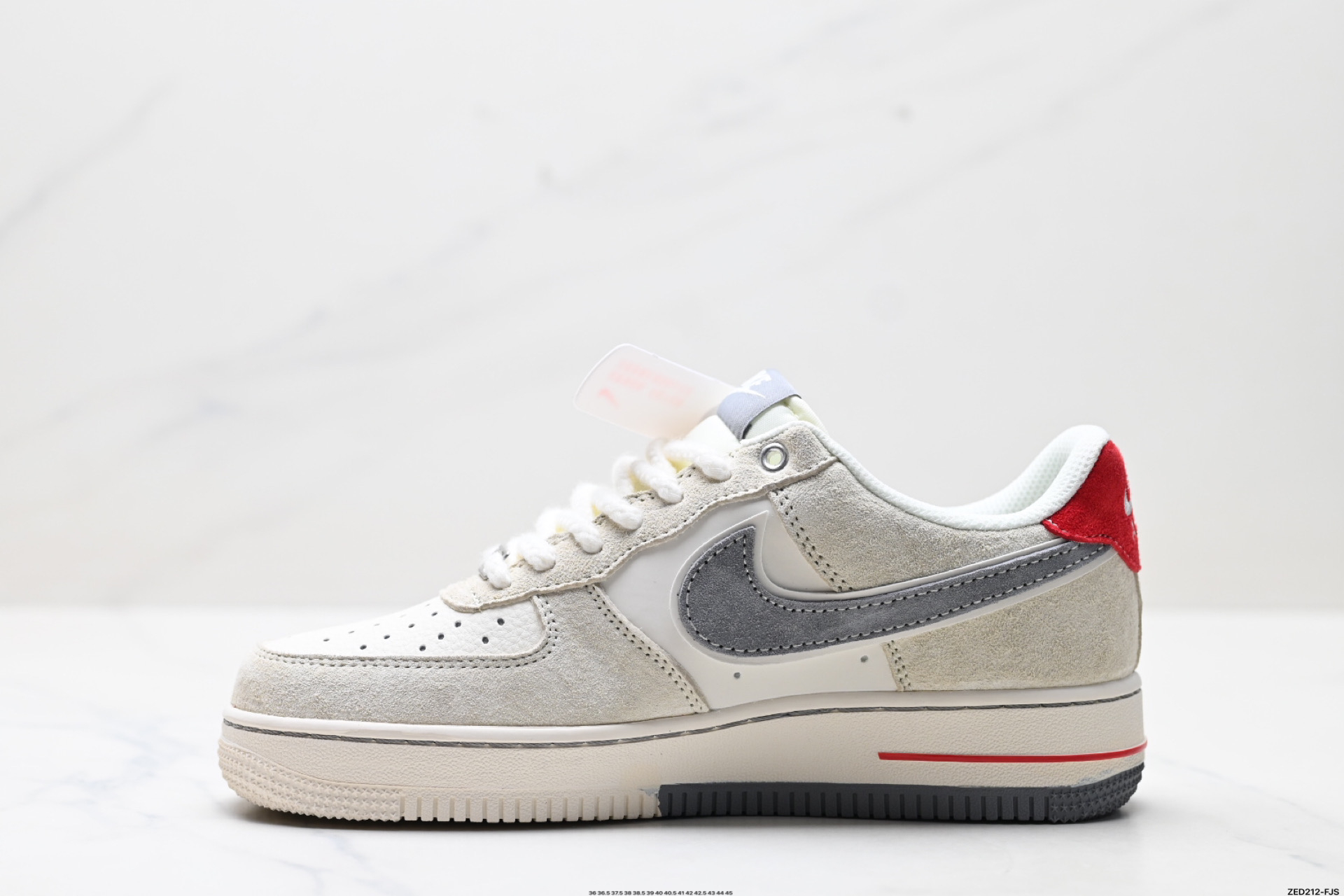 270 NIKE AIR FORCE 1‘07 YX5066-311