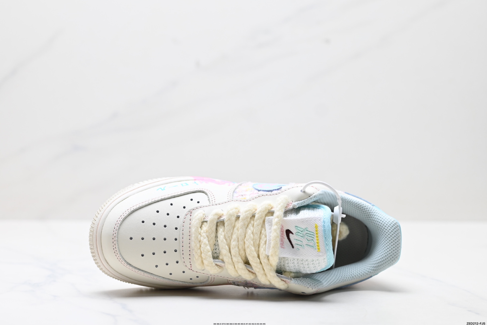 270 NIKE AIR FORCE 1‘07 FJ7740-310