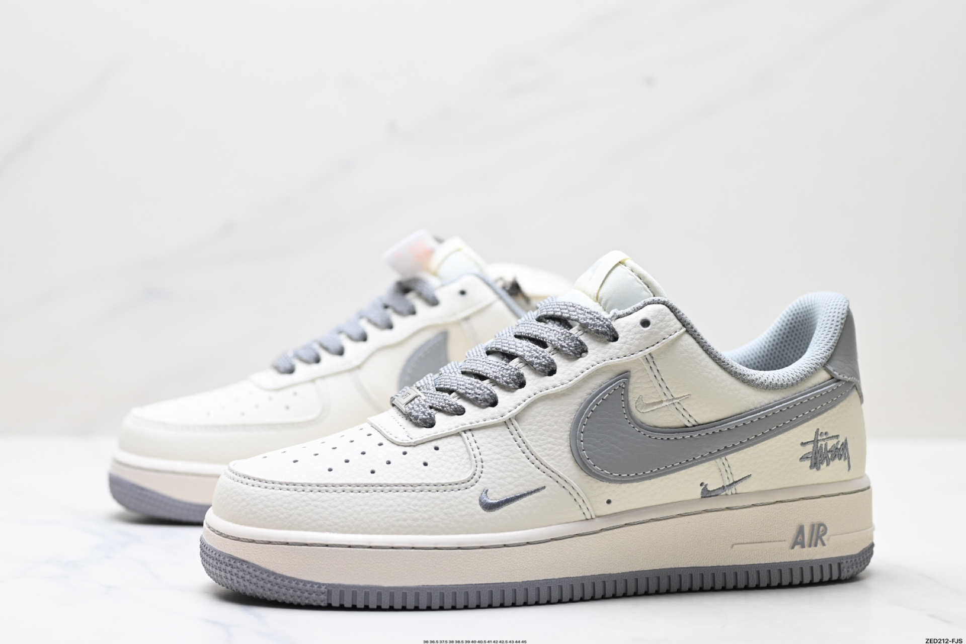 270 NIKE AIR FORCE 1‘07 HH7518-060
