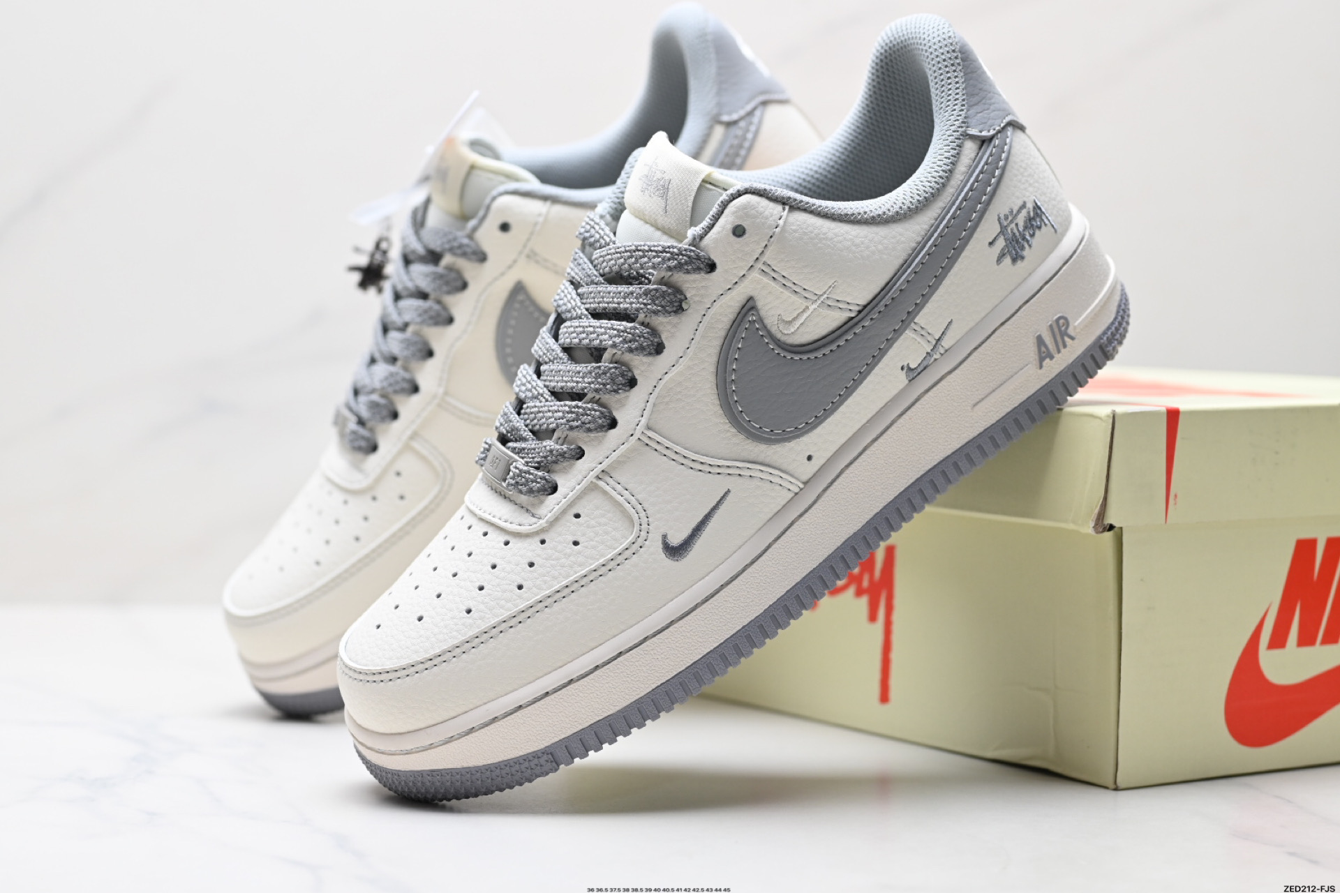 270 NIKE AIR FORCE 1‘07 HH7518-060