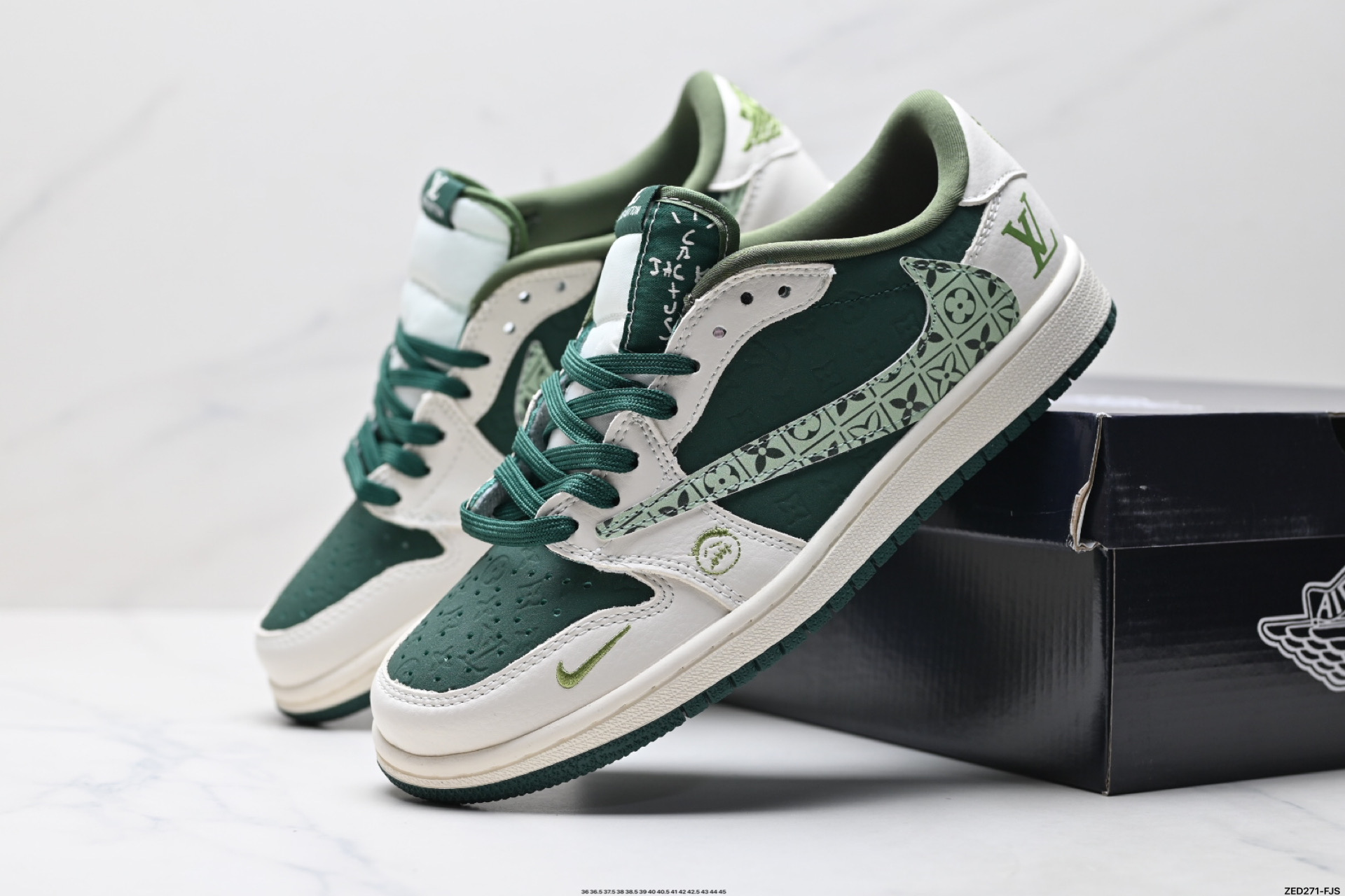 270 Nike Air Jordan 1 x Travis Scott AJ1倒勾 乔一倒钩 ‘DIY’定制 耐克 低帮文化篮球鞋 XS2024-061