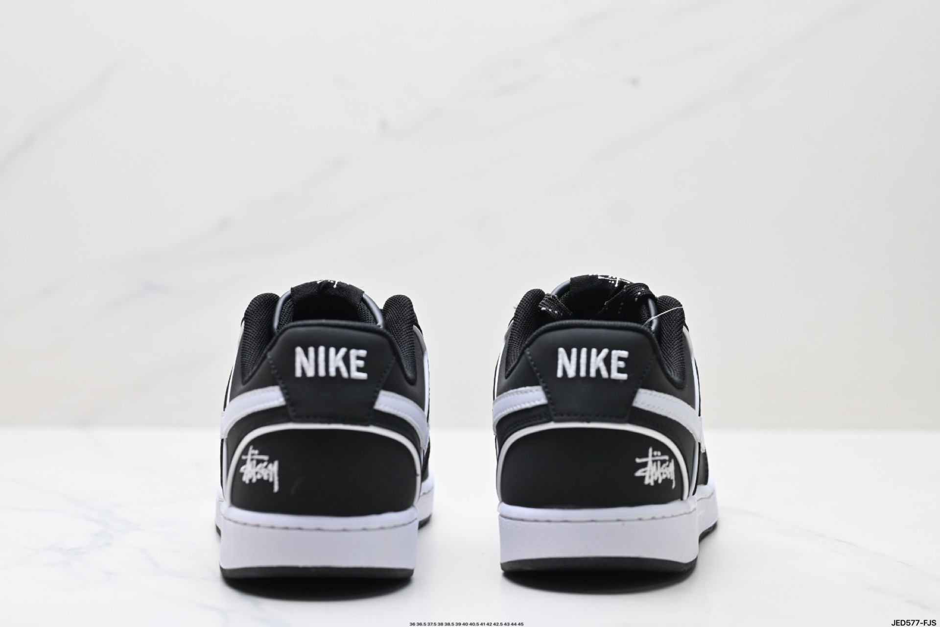 💰190
公司级✅NIKE COURT VISION LO 低帮百搭 透气休闲运动板鞋 
兼顾舒适脚感和出众风范 演绎匠心之作 结构性的支撑贴合感结合复古篮球设计 
电绣工艺 皮料切割干净无任何毛边 细节完美
货号:FD5188-113
尺码:36 36.5 37.5 38 38.5 39 40 40.5 41 42 42.5 43 44 45
ID:JED577-FJS