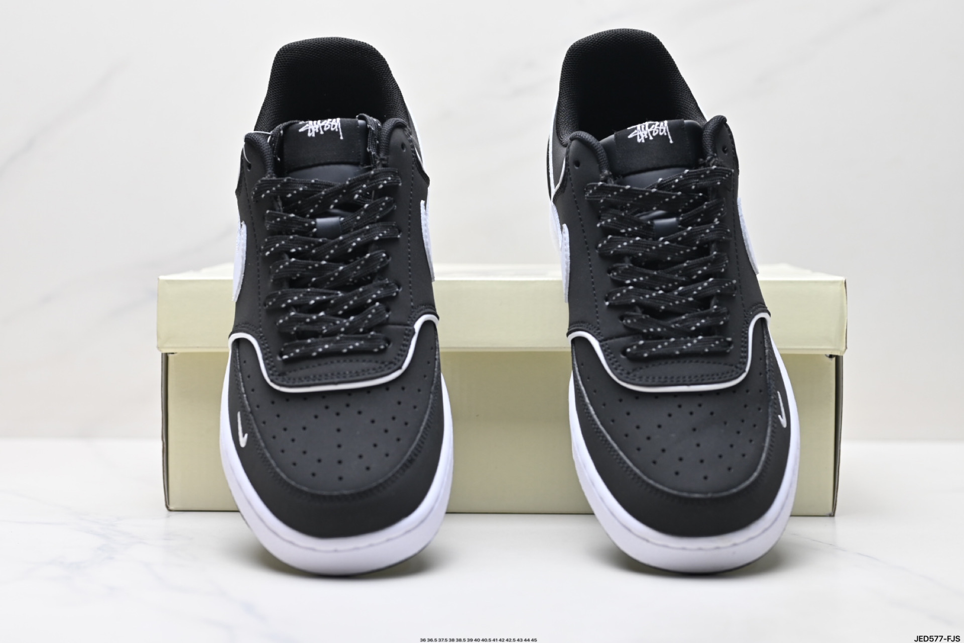 💰190
公司级✅NIKE COURT VISION LO 低帮百搭 透气休闲运动板鞋 
兼顾舒适脚感和出众风范 演绎匠心之作 结构性的支撑贴合感结合复古篮球设计 
电绣工艺 皮料切割干净无任何毛边 细节完美
货号:FD5188-113
尺码:36 36.5 37.5 38 38.5 39 40 40.5 41 42 42.5 43 44 45
ID:JED577-FJS