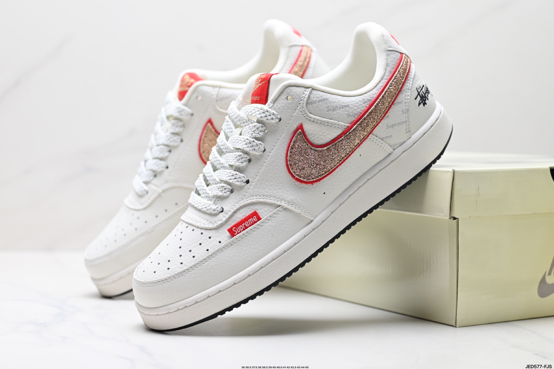 💰190
公司级✅NIKE COURT VISION LO 低帮百搭 透气休闲运动板鞋 
兼顾舒适脚感和出众风范 演绎匠心之作 结构性的支撑贴合感结合复古篮球设计 
电绣工艺 皮料切割干净无任何毛边 细节完美
货号:FD5188-113
尺码:36 36.5 37.5 38 38.5 39 40 40.5 41 42 42.5 43 44 45
ID:JED577-FJS