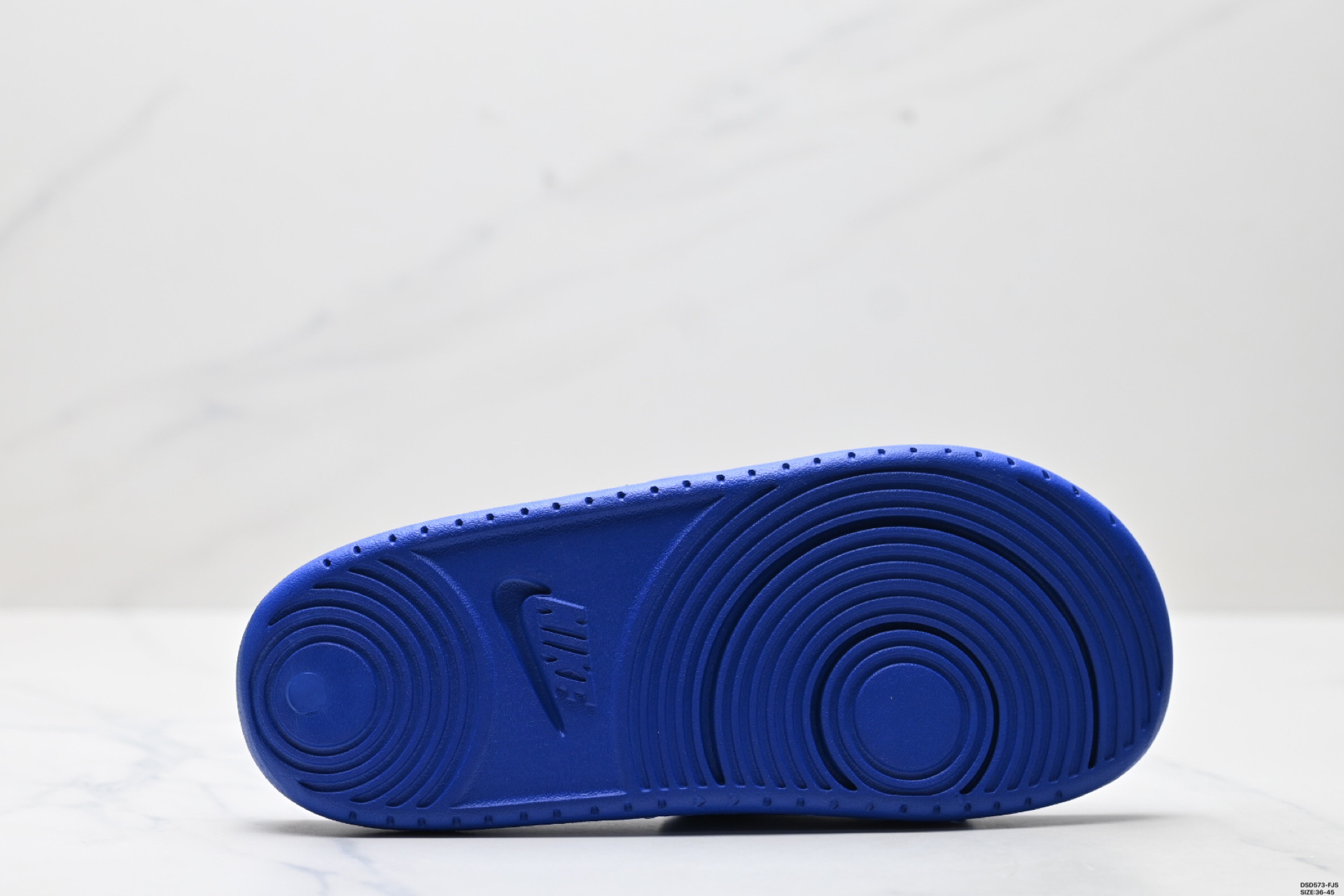 100 Nike Kobe Offcourt Slide 时尚舒适 防滑防磨一字拖鞋 男女同款 lF2870-400