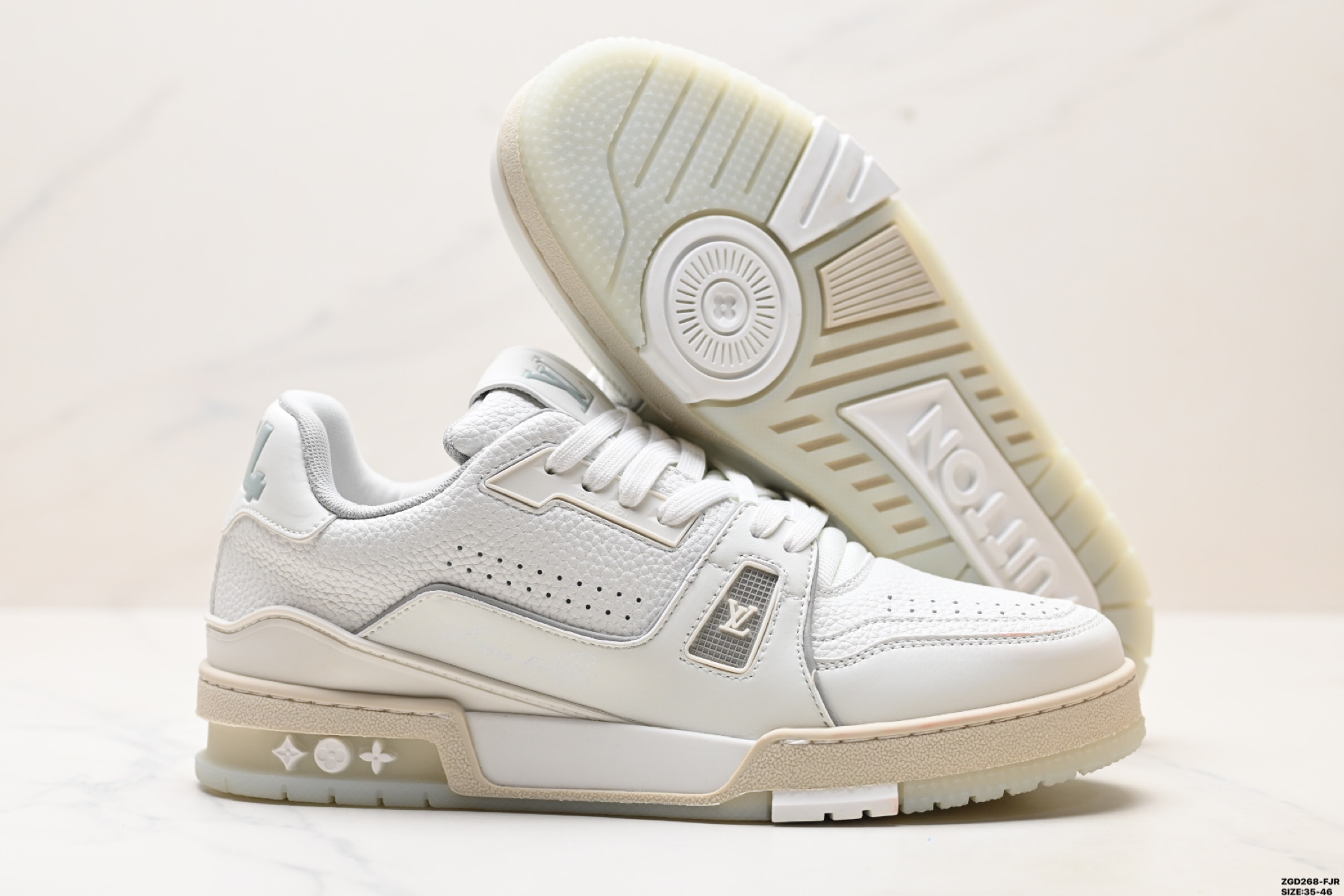 300 Louis vuitton Trainer Sneaker Low 路易威登 休闲运动文化百搭板鞋