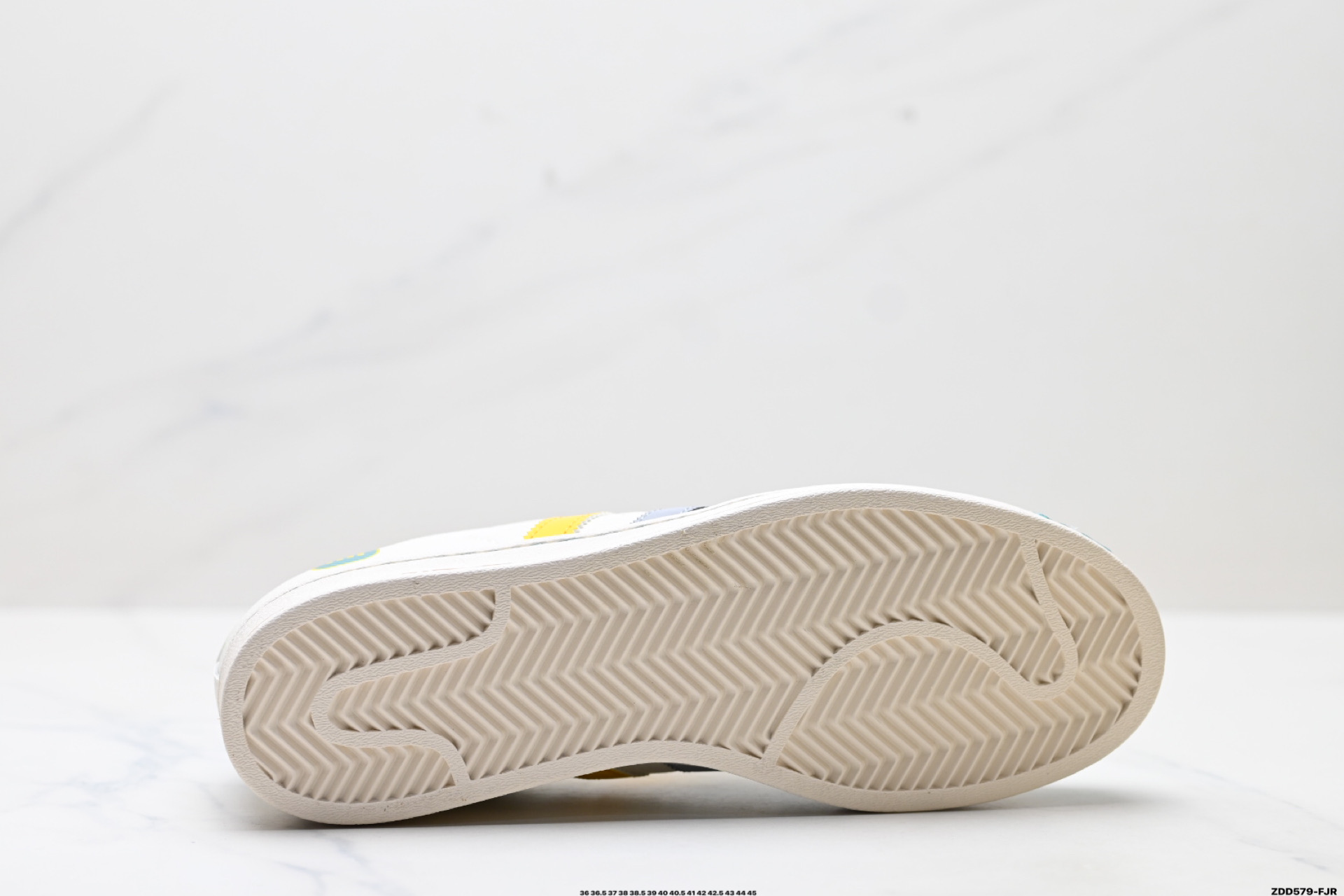 240 Adidas Originals Superstar 阿迪达斯 三叶草 贝壳头’DIY’系列低帮经典百搭休闲运动板鞋 SD6824