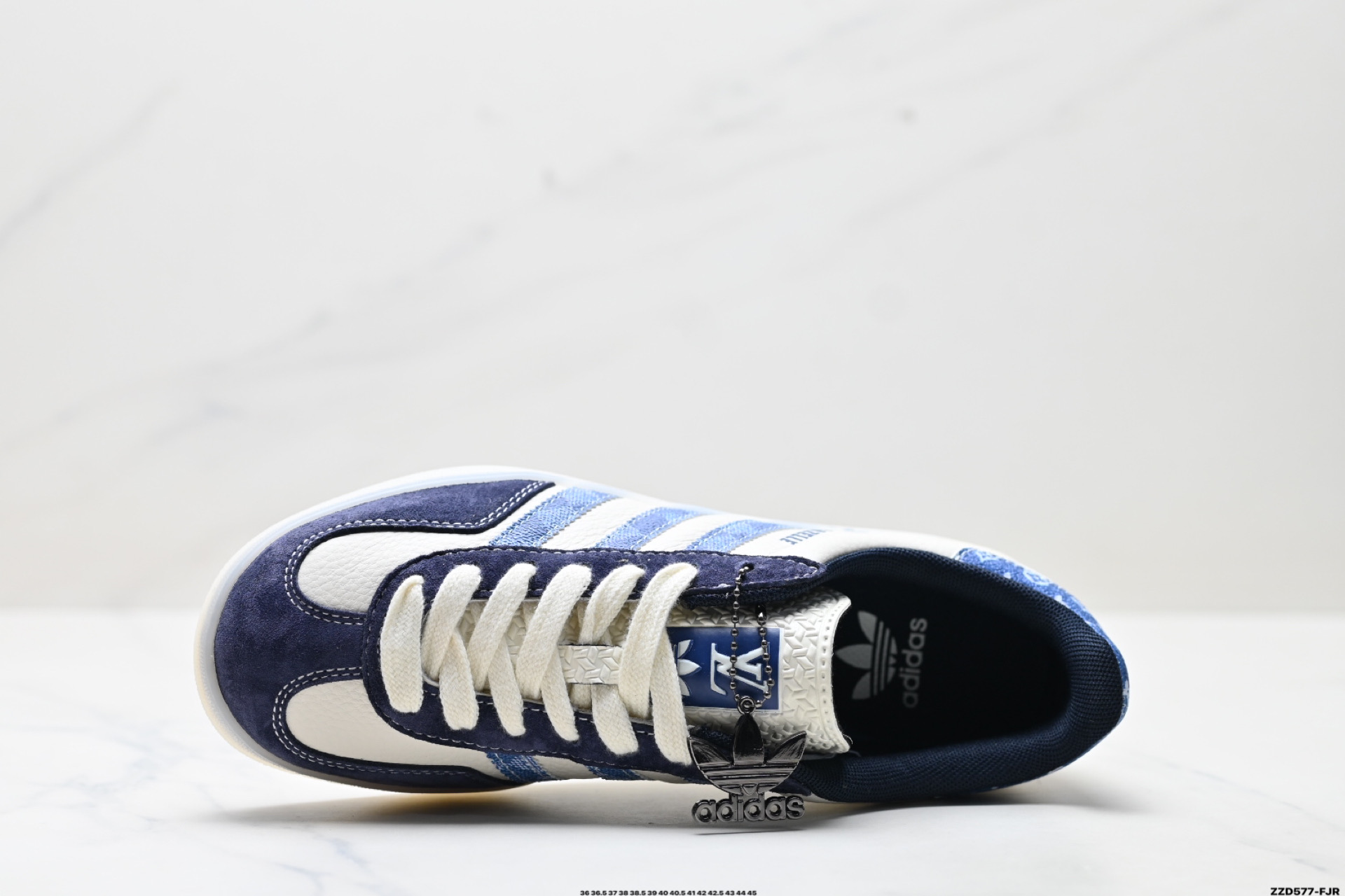 260 Adidas Originals Gazelle indoor ‘DIY‘定制 系列 阿迪达斯 三叶草低帮休闲运动板鞋 DM1234-008