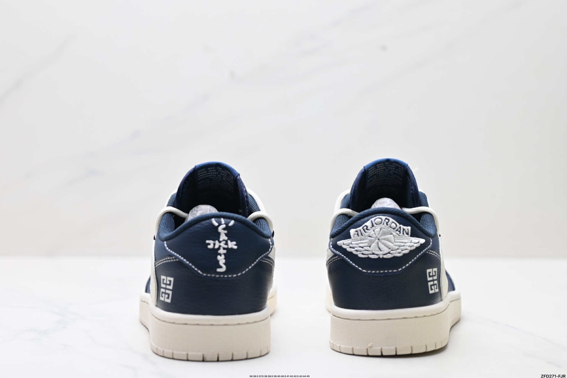 Nike Air Jordan 1 x Travis Scott AJ1倒勾 乔一倒钩 ‘DIY’定制 耐克 低帮文化篮球鞋 DM6868-105