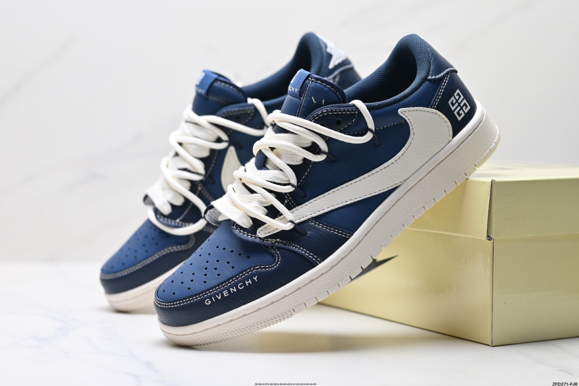Nike Air Jordan 1 x Travis Scott AJ1倒勾 乔一倒钩 ‘DIY’定制 耐克 低帮文化篮球鞋 DM6868-105
