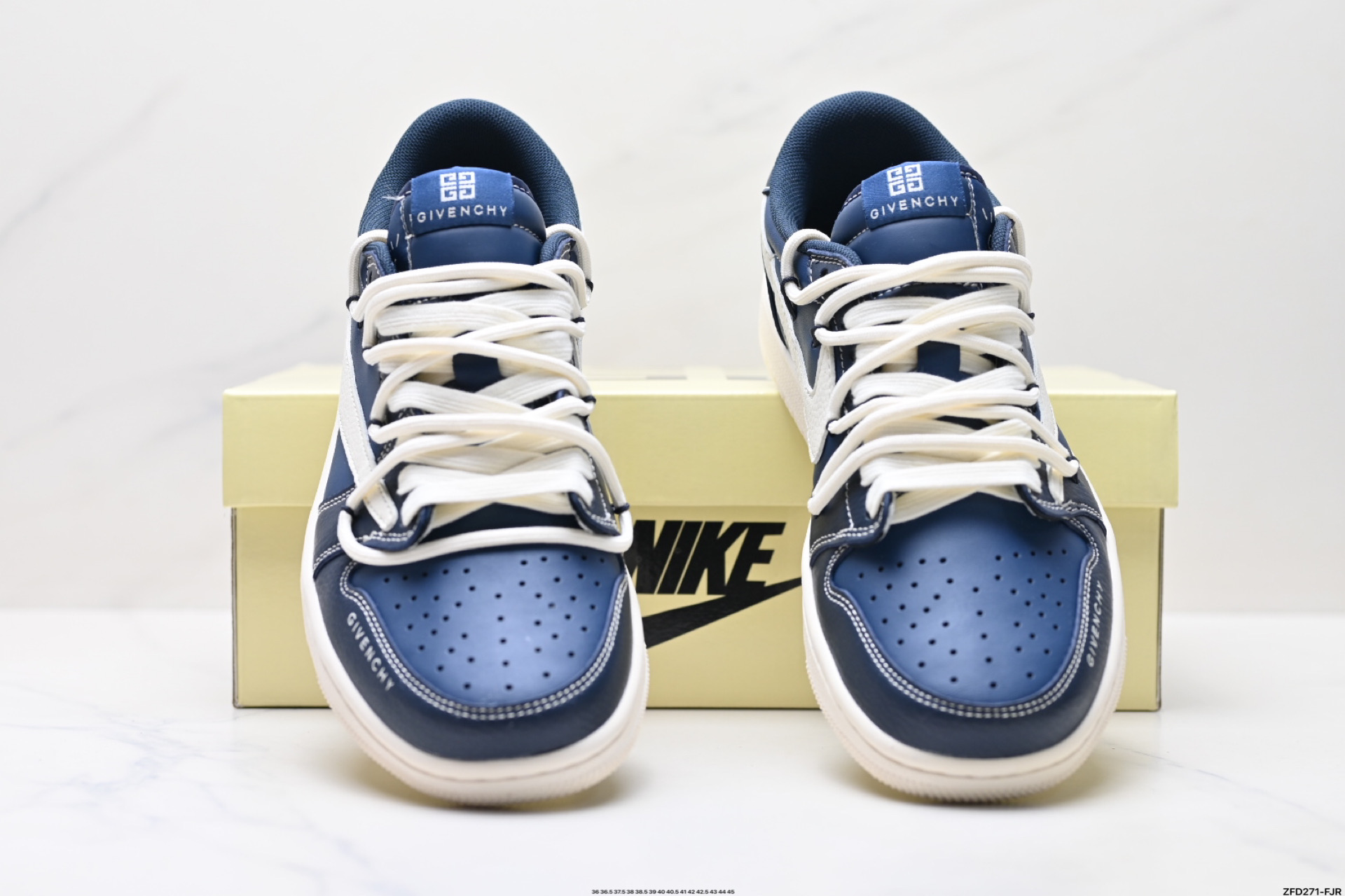 Nike Air Jordan 1 x Travis Scott AJ1倒勾 乔一倒钩 ‘DIY’定制 耐克 低帮文化篮球鞋 DM6868-105