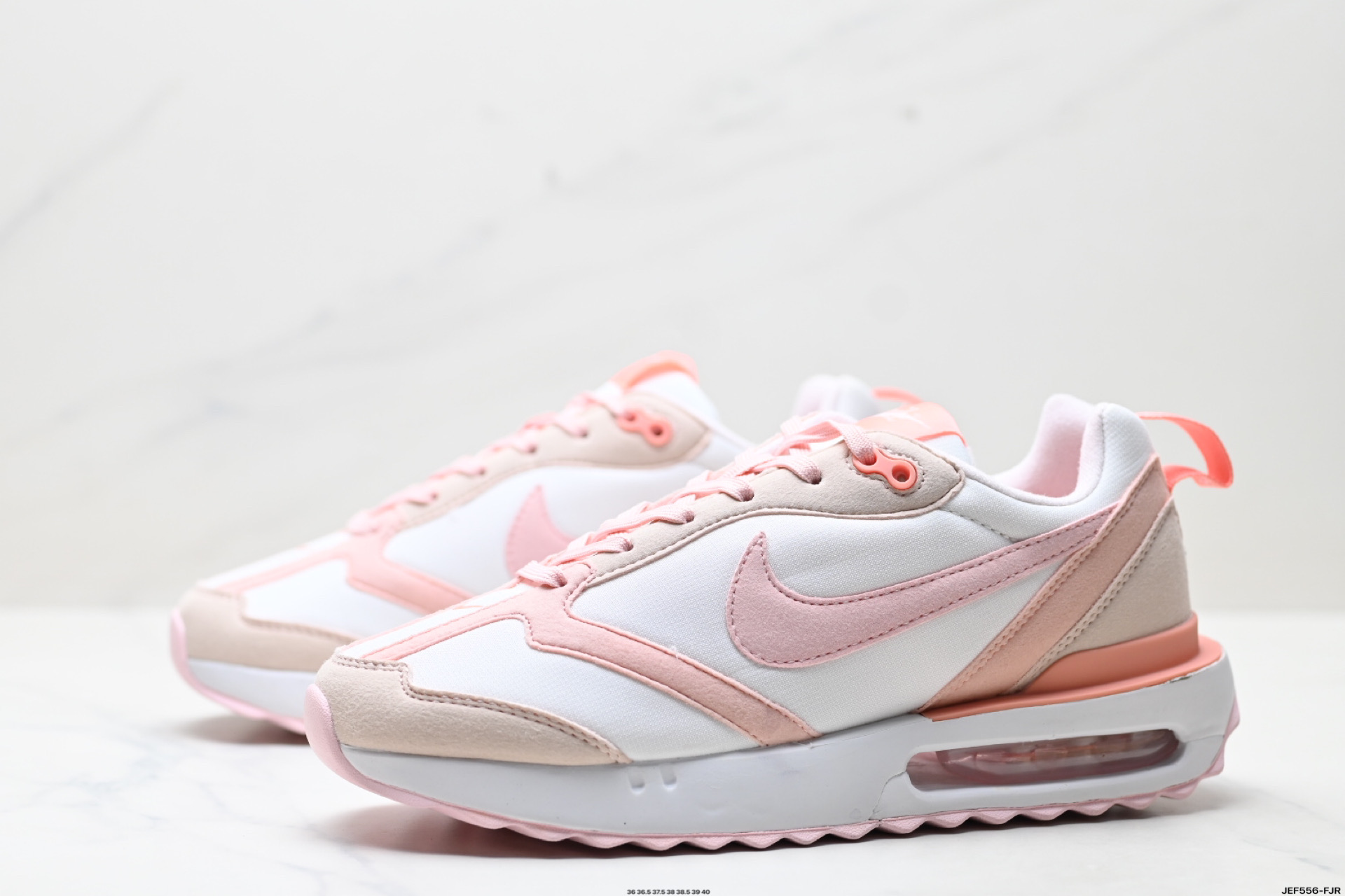 Nike Air Max Dawn: Comodidad y Estilo Retro para tu Día a Día 5 i1747588482143 7358 0 3