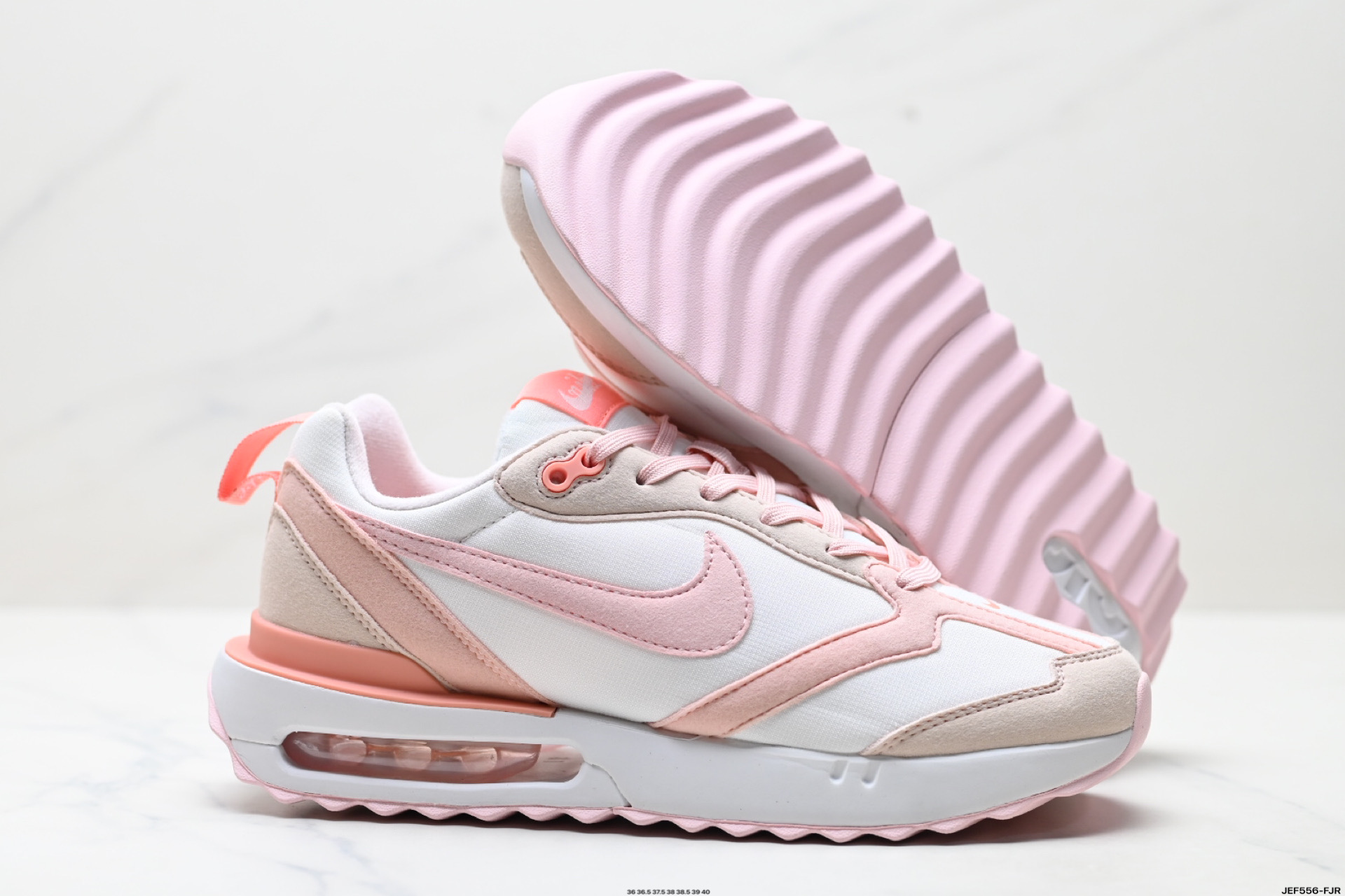Nike Air Max Dawn: Comodidad y Estilo Retro para tu Día a Día 6 i1747588482144 4459 0 4