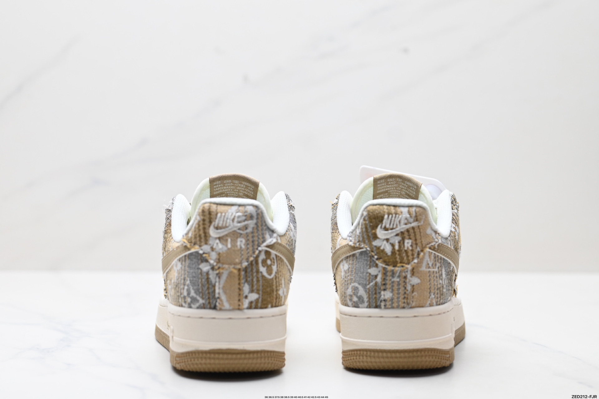 270 NIKE AIR FORCE 1‘07 LV8 XS1958-582