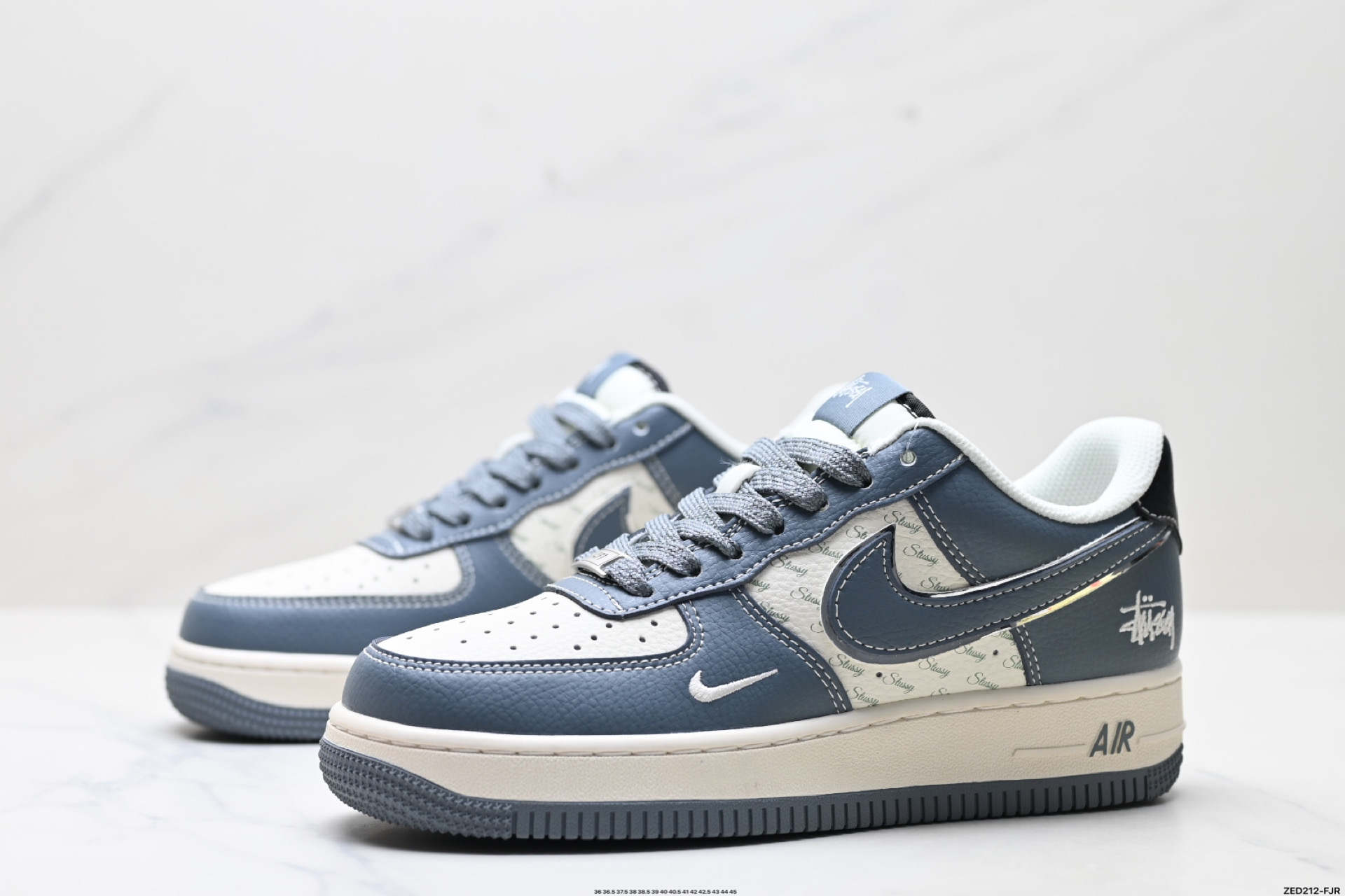 270 NIKE AIR FORCE 1‘07 LV8 XS1958-553