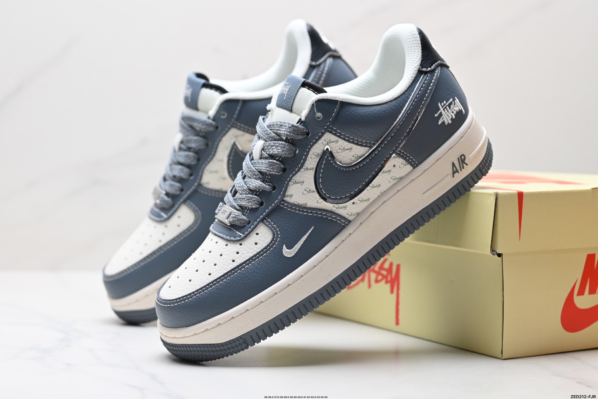 270 NIKE AIR FORCE 1‘07 LV8 XS1958-553