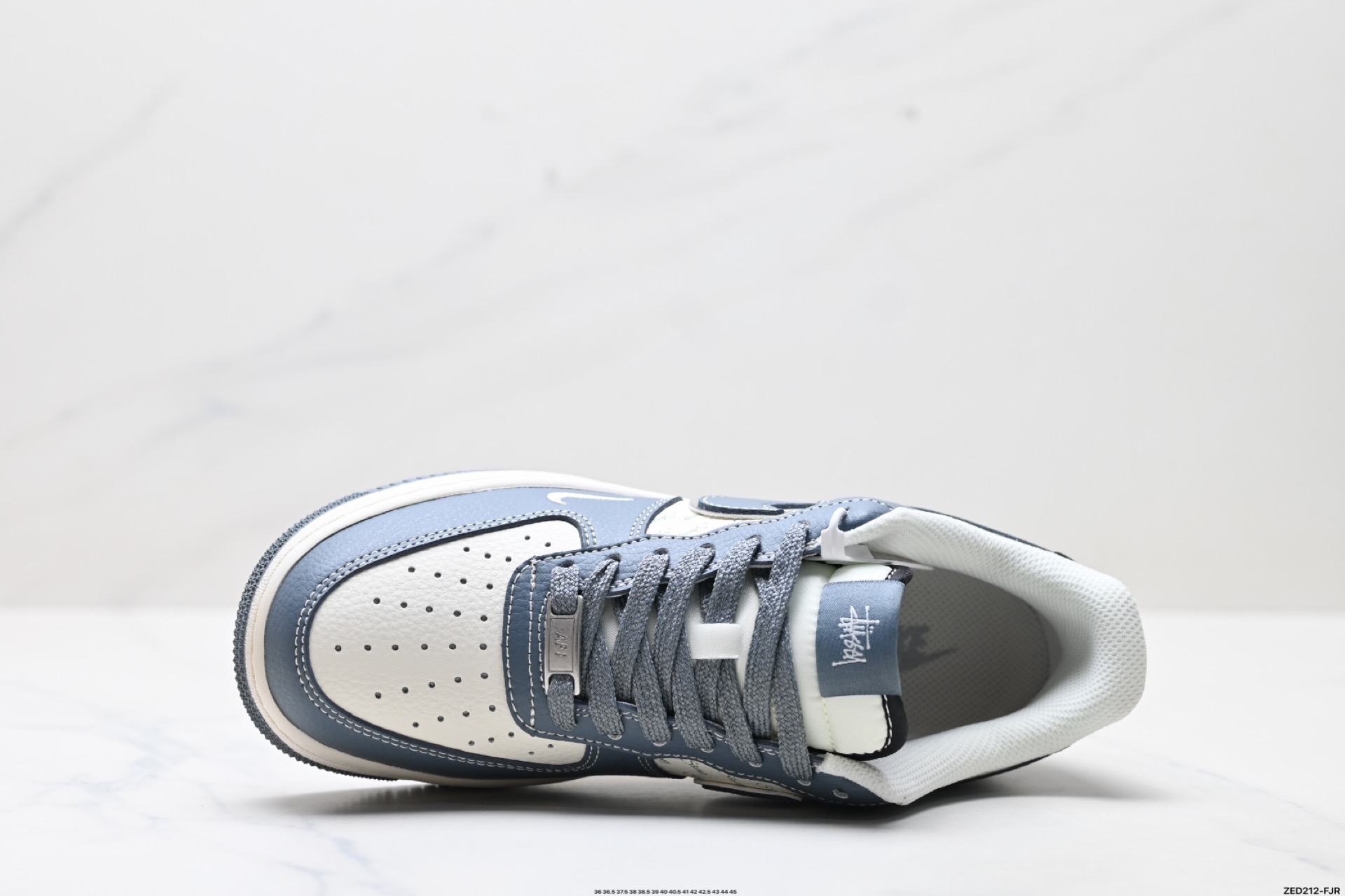 270 NIKE AIR FORCE 1‘07 LV8 XS1958-553