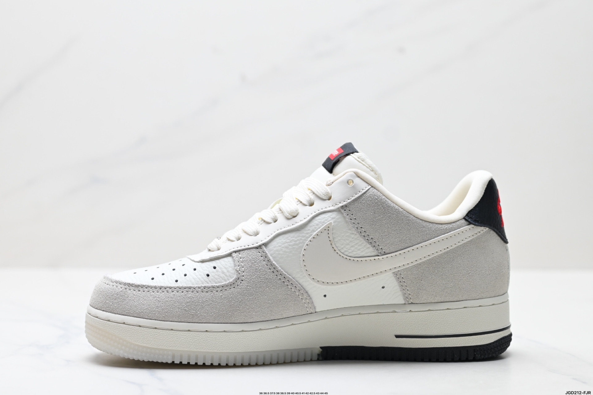 NIKE AIR FORCE 1‘07 CH6336-517