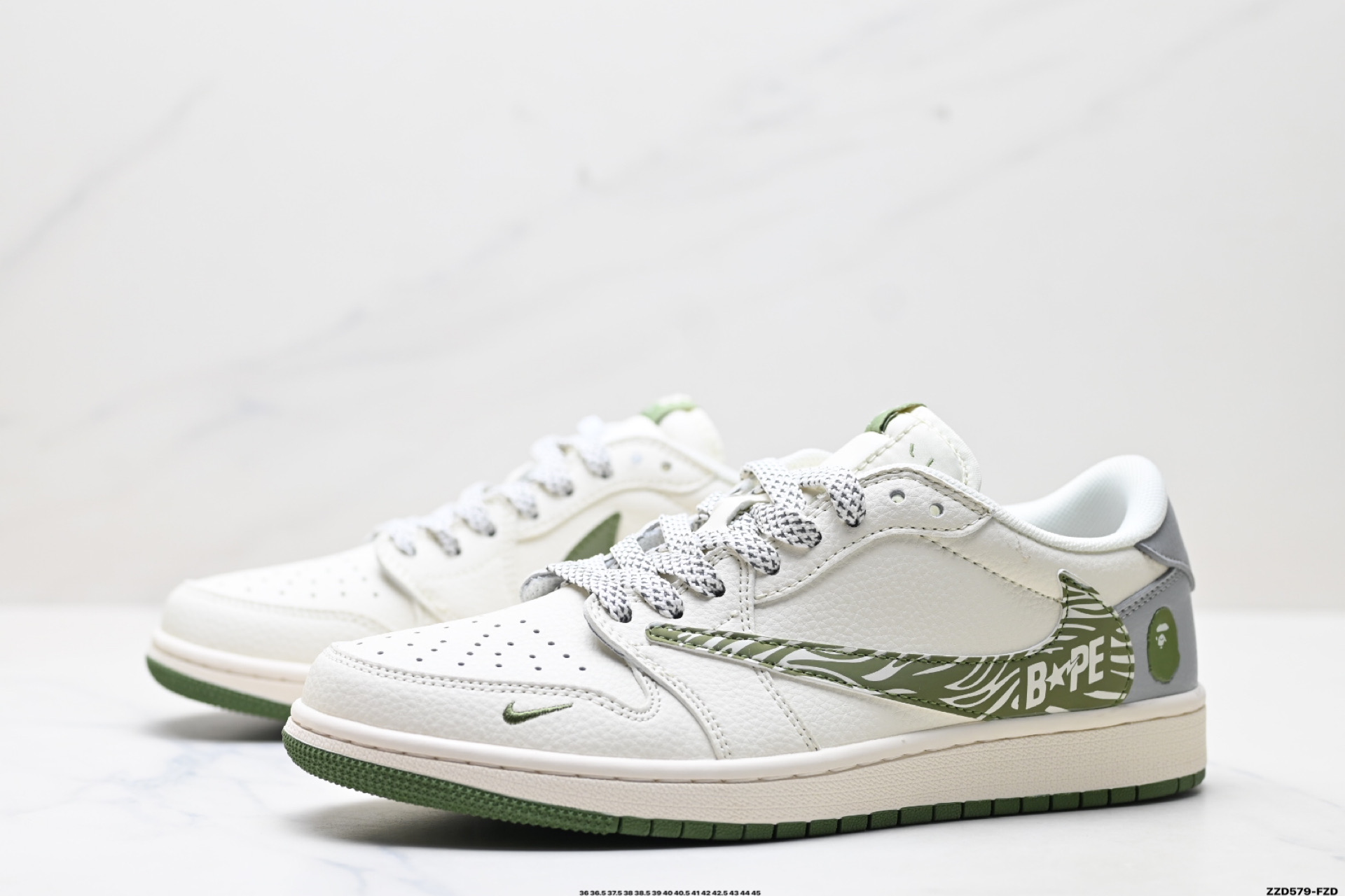 260 Nike Air Jordan 1 x Travis Scott AJ1倒勾 乔一倒钩 ‘DIY’定制 耐克 低帮文化篮球鞋 HS8068-004