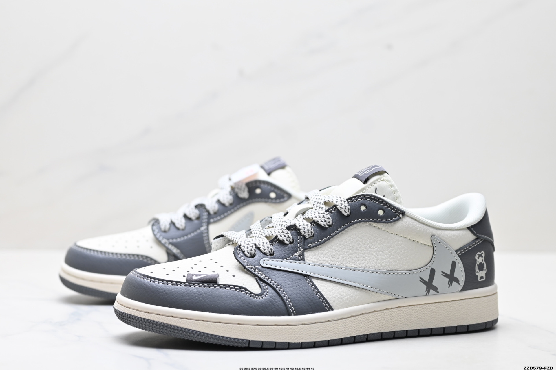 260 Nike Air Jordan 1 x Travis Scott AJ1倒勾 乔一倒钩 ‘DIY’定制 耐克 低帮文化篮球鞋 HS8068-001