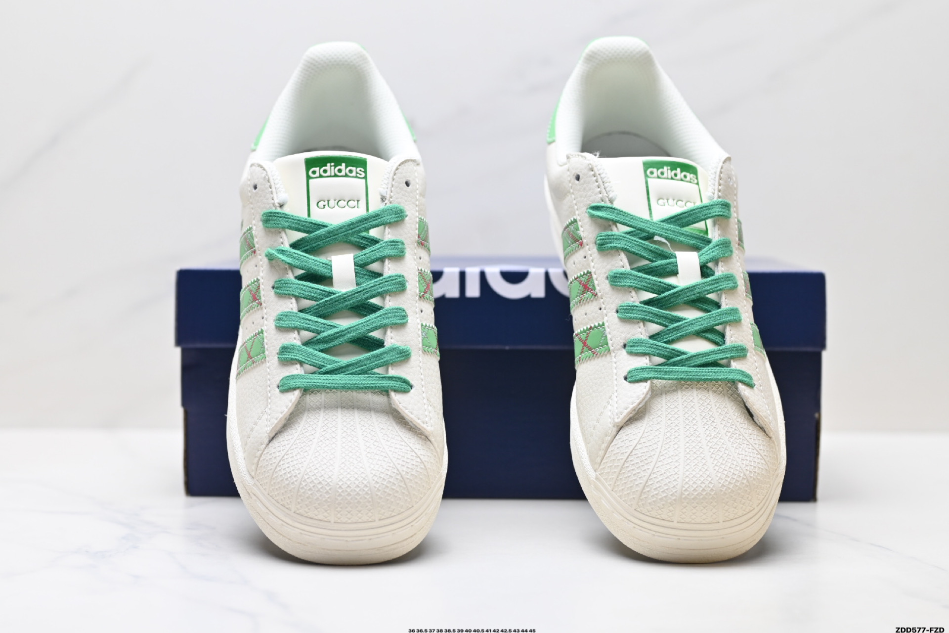 240 Adidas Originals Superstar 阿迪达斯 三叶草 贝壳头’DIY’系列低帮经典百搭休闲运动板鞋 XG0003