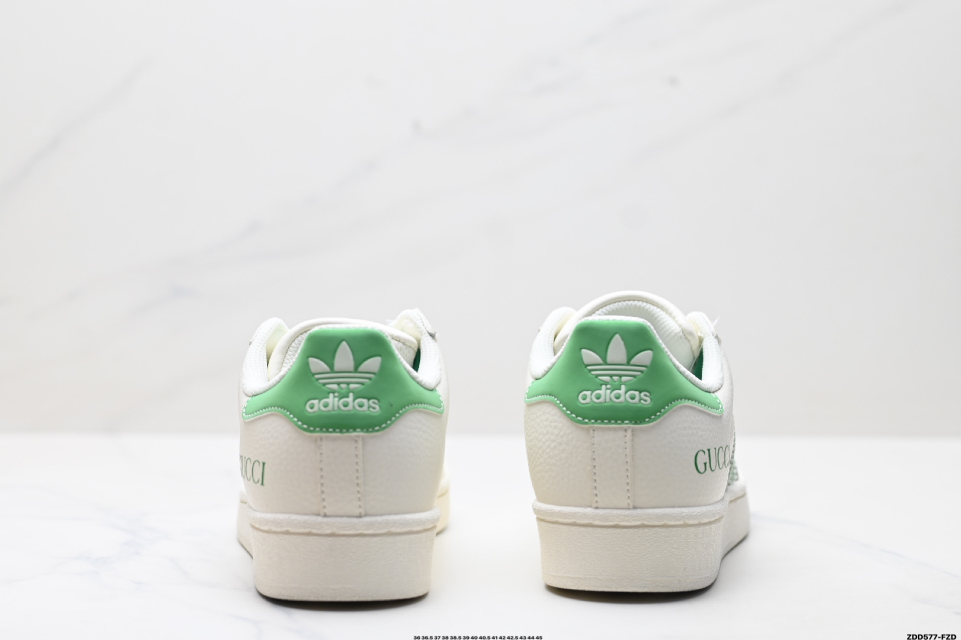 240 Adidas Originals Superstar 阿迪达斯 三叶草 贝壳头’DIY’系列低帮经典百搭休闲运动板鞋 XG0003