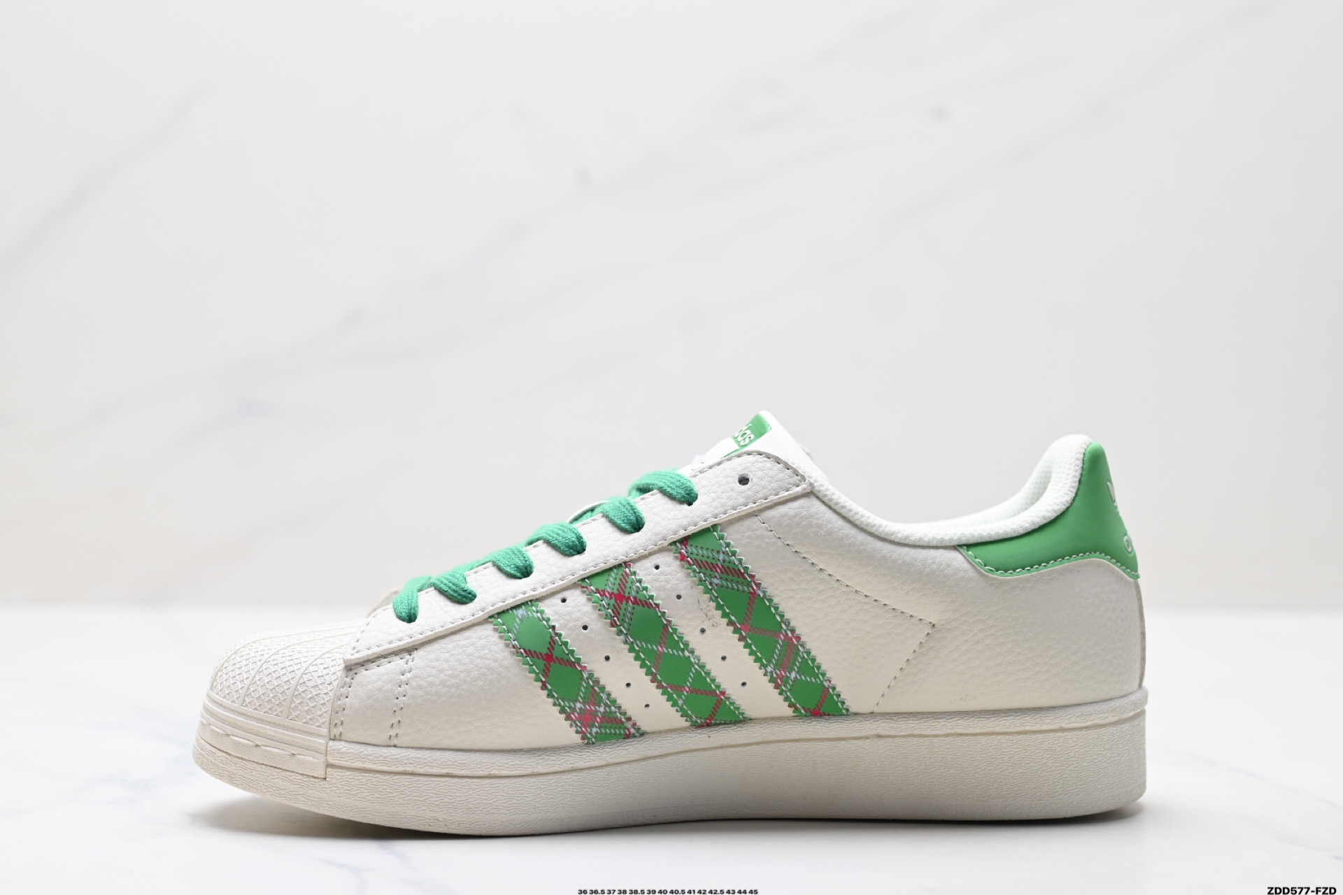 240 Adidas Originals Superstar 阿迪达斯 三叶草 贝壳头’DIY’系列低帮经典百搭休闲运动板鞋 XG0003
