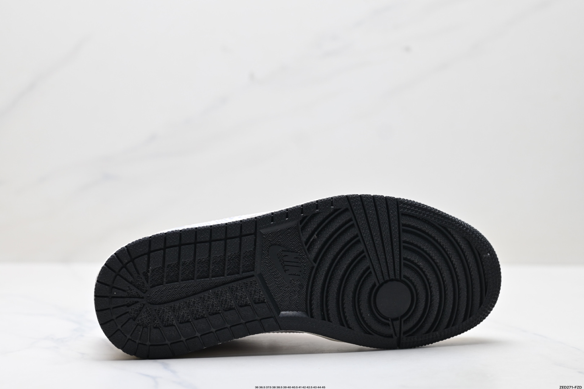 270 Nike Air Jordan 1 x Travis Scott AJ1倒勾 乔一倒钩 ‘DIY’定制 耐克 低帮文化篮球鞋 LD2025-017