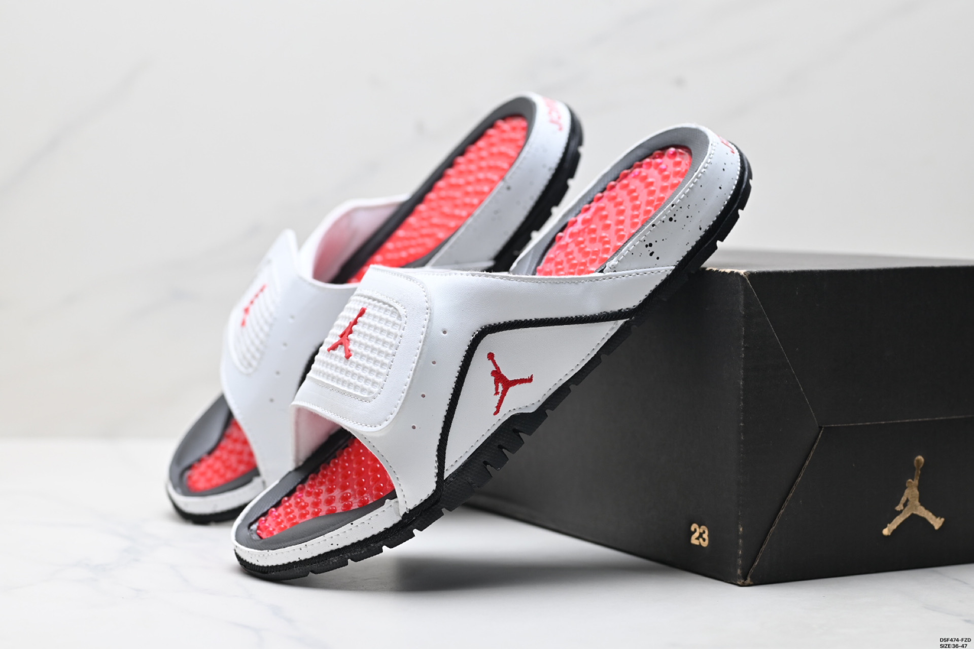 105 NIKE AIR JORDAN HYDRO XII RETRO 耐克 魔术贴运动拖鞋 532225-141