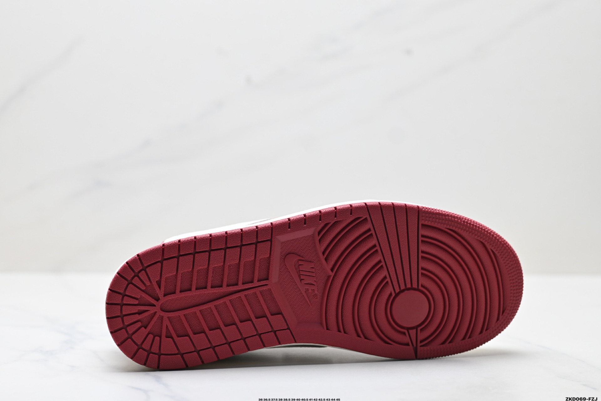 280 Nike Air Jordan 1 x Travis Scott AJ1倒勾 乔一倒钩 ‘DIY’定制 耐克 低帮文化篮球鞋 DF1845-536