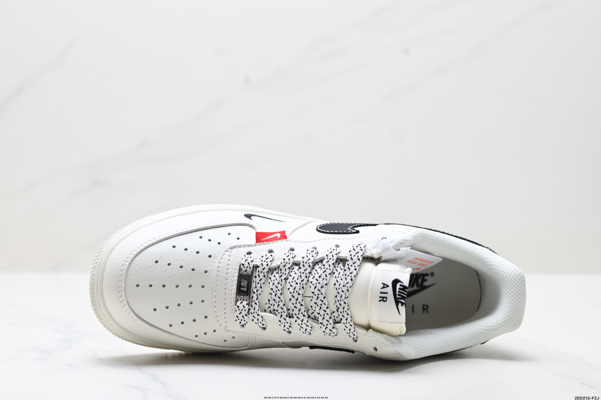 270 NIKE AIR FORCE 1‘07 WB CS5288-009