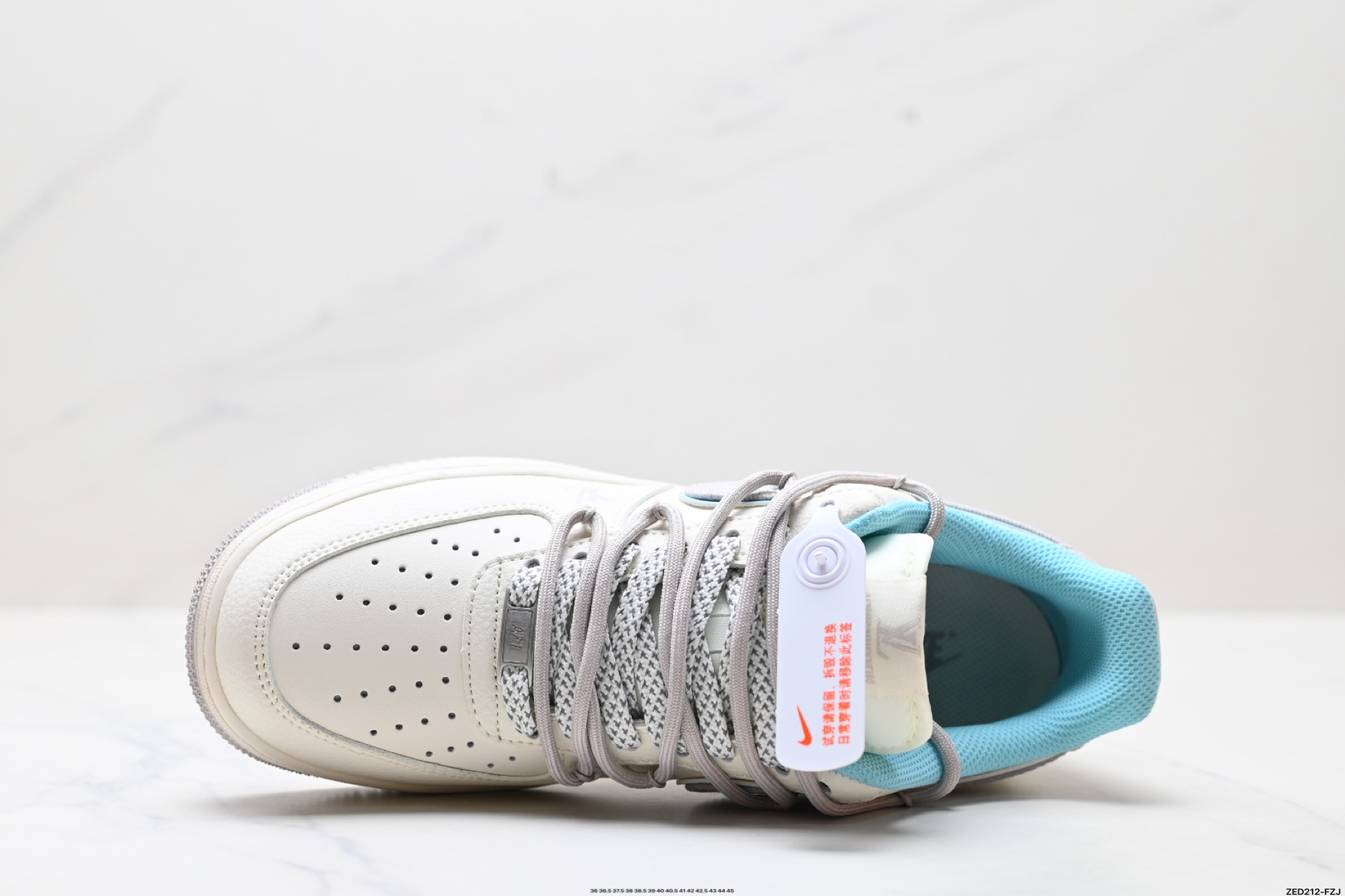 270 NIKE AIR FORCE 1‘07 LV8 DM6868-095