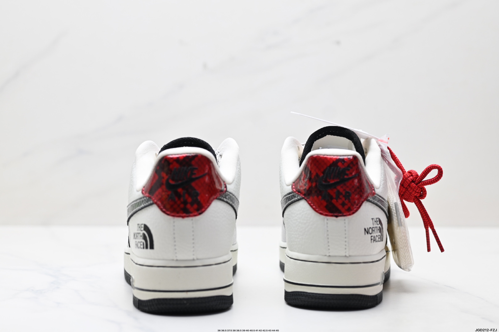 190 NIKE AIR FORCE 1‘07 CH6336-521