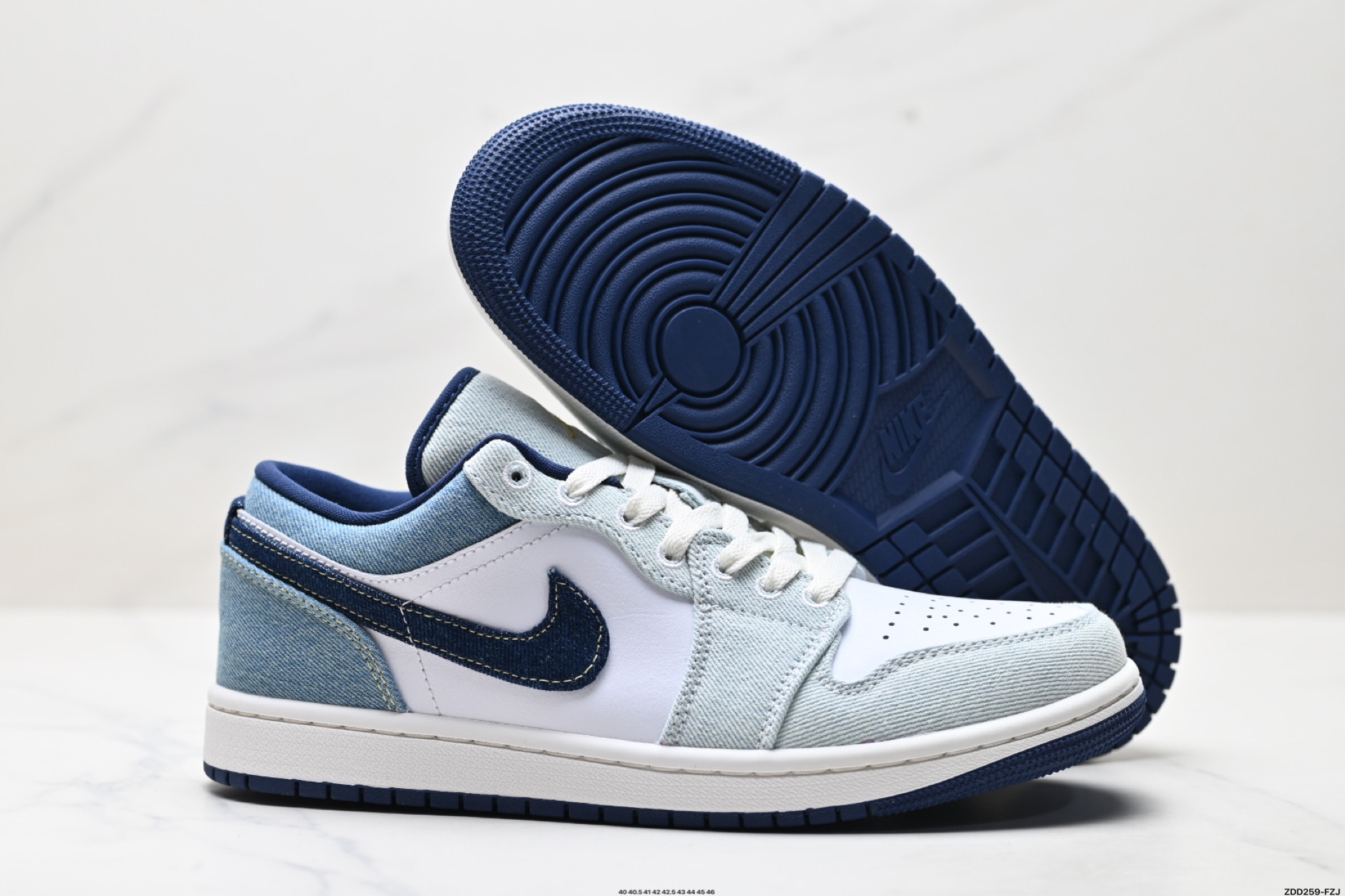 240 Nike Air Jordan 1 Low AJ1乔1低帮休闲板鞋 lH0648-141