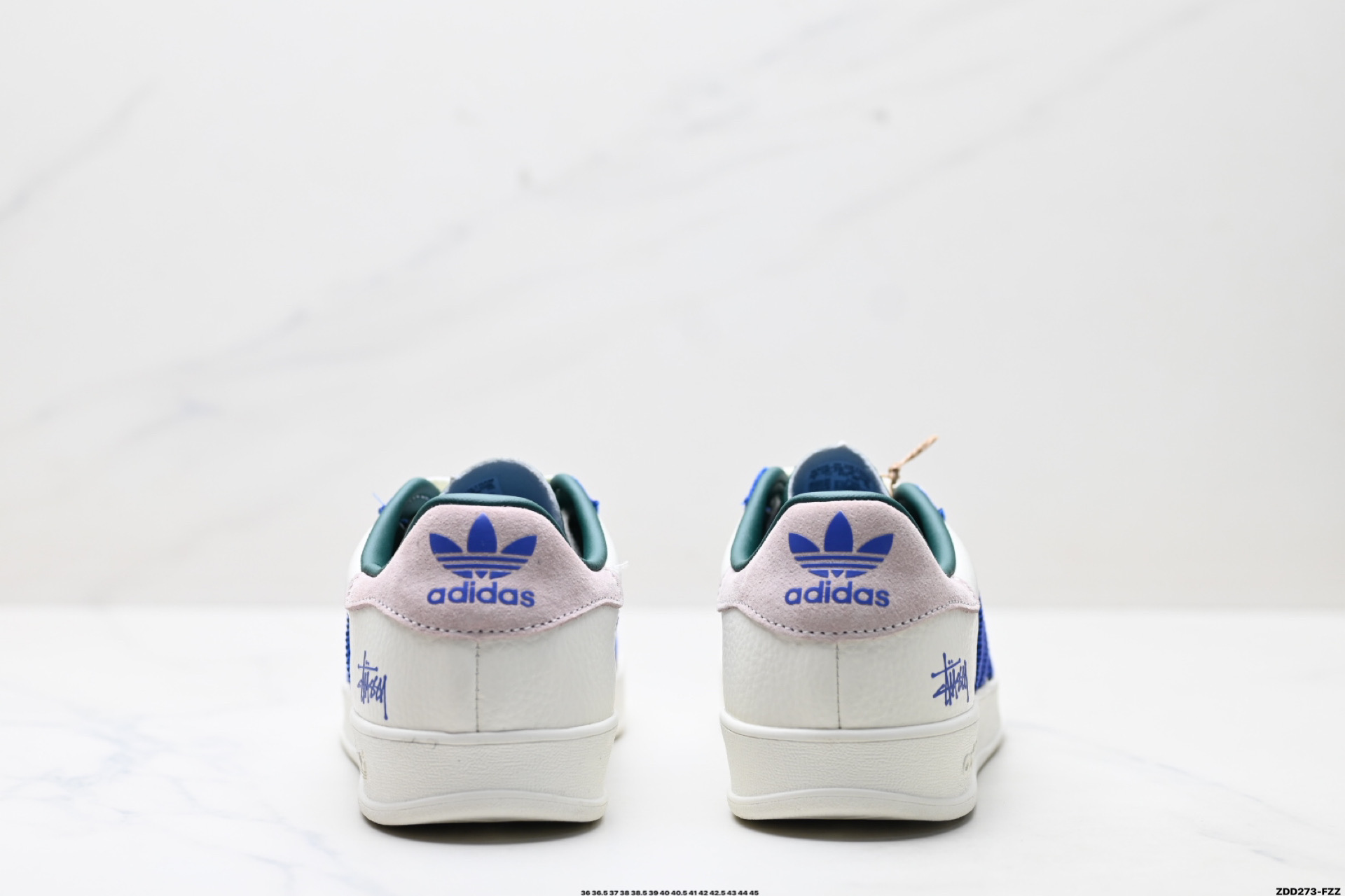 240 Adidas Originals Gazelle indoor ‘DIY‘定制 系列 阿迪达斯 三叶草绅士德训足球风百搭低帮休闲运动板鞋 DD6601