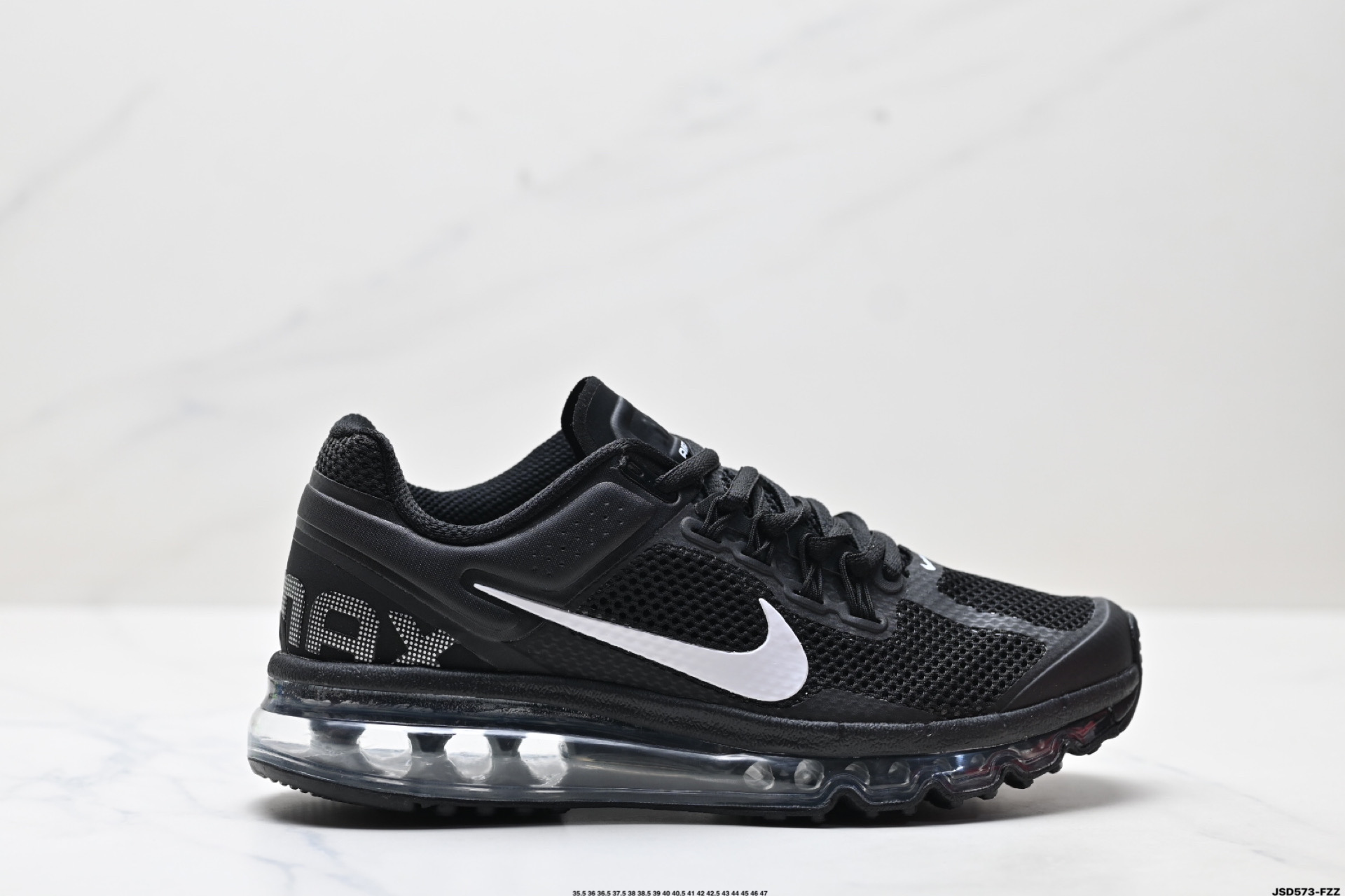 210 Nike Air Max 2013 联名气垫跑鞋 整体依旧以Stussy标志性的麻布编织材质覆盖 554886-108