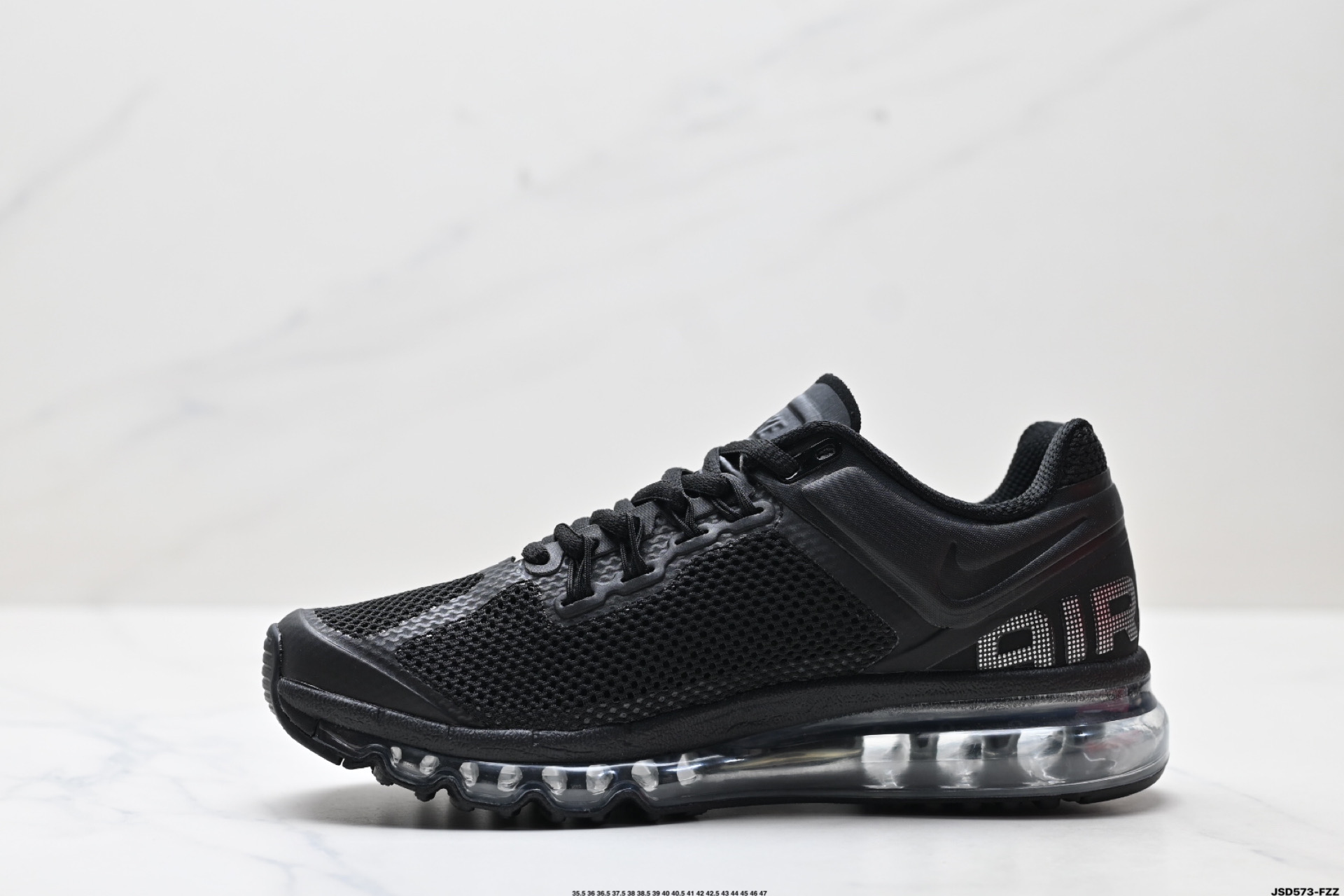 210 Nike Air Max 2013 联名气垫跑鞋 整体依旧以Stussy标志性的麻布编织材质覆盖 554886-108
