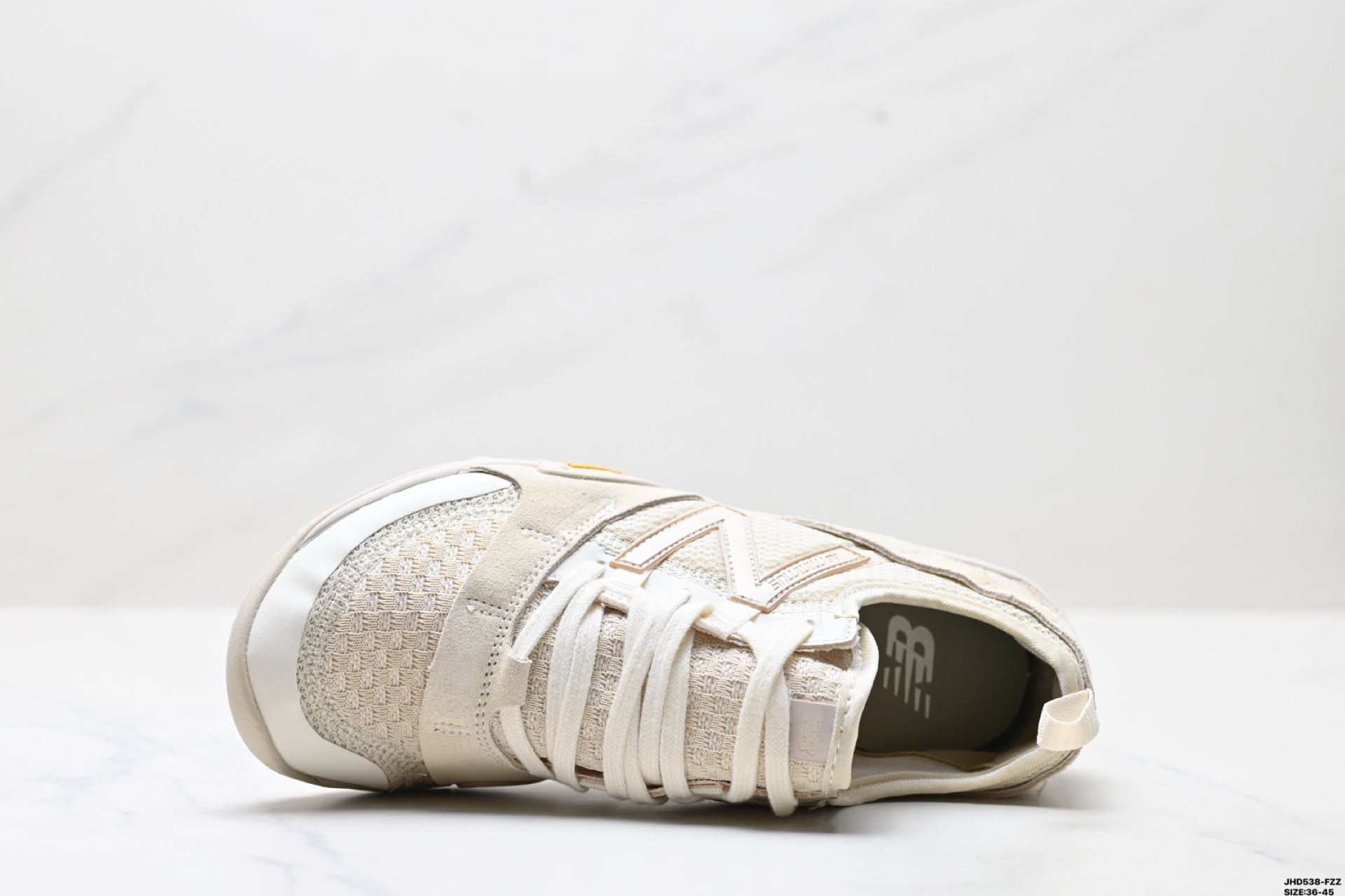 200 New Balance MT10系列 新百伦 薄底赤足鞋 防滑耐磨平衡轻便 低帮休闲城市通勤跑步鞋 MT10OAA