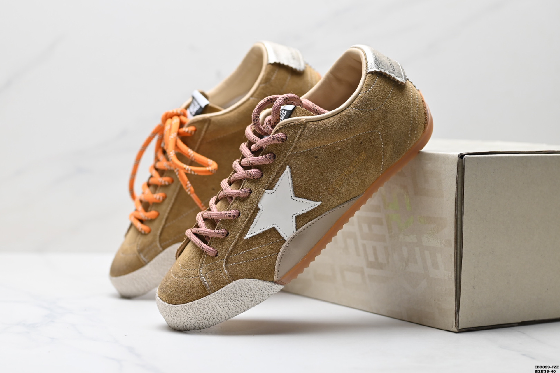 360 纯原Golden Goose True-Star 牛皮革羊皮革 圆头系带 低帮 平底休闲鞋 米色绒面革后跟