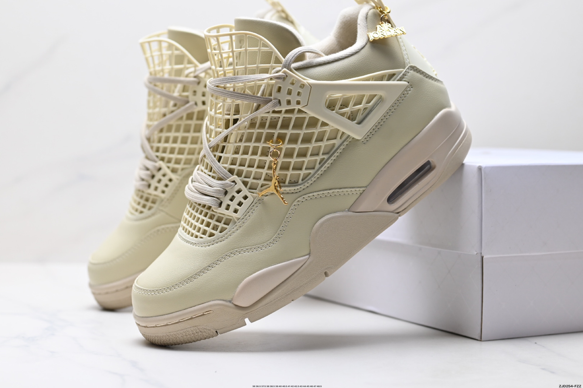250 Nike Air Jordan 4 Net 耐克迈克尔·乔丹AJ4代中帮复古休闲运动文化篮球鞋 FN7251-200