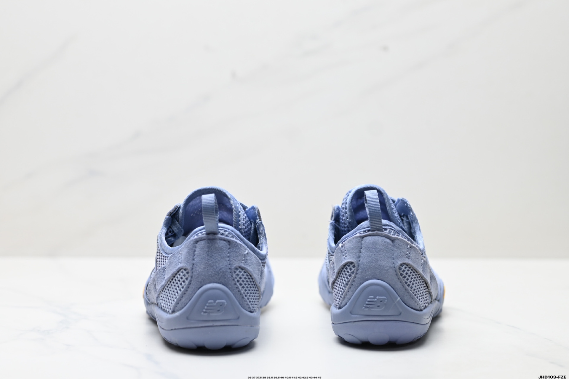 200 New Balance MT10系列 新百伦 薄底赤足鞋 防滑耐磨平衡轻便 低帮休闲城市通勤跑步鞋 MT10OAD