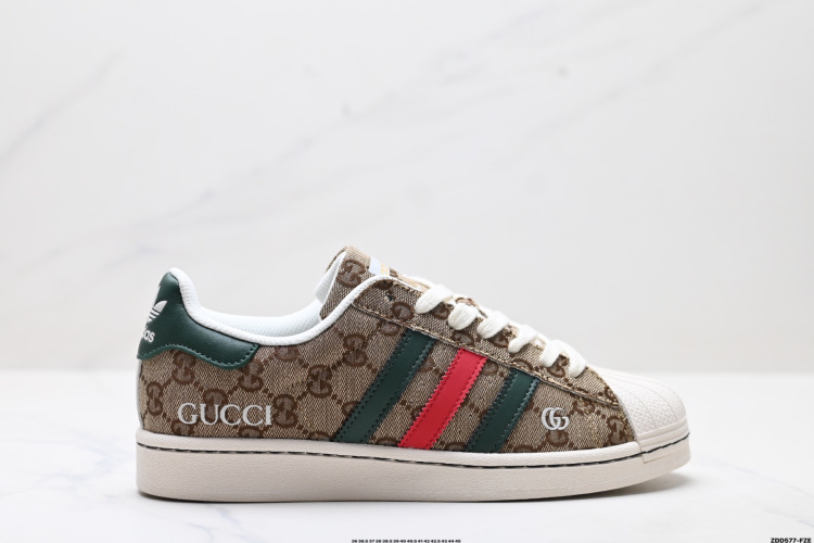 Adidas Originals Superstar: Classic Low-Top Sneakers - DIY Edition 1 Adidas Originals Superstar: Classic Low-Top Sneakers – DIY Edition