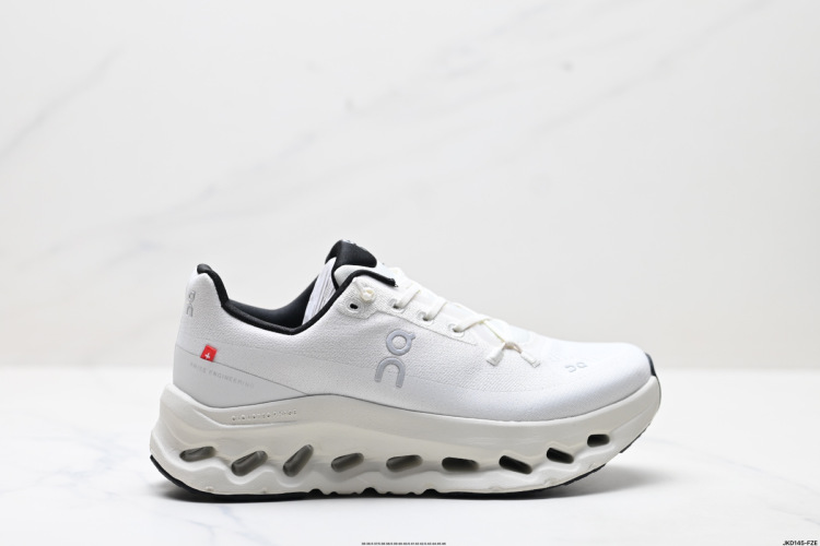 On Cloudtilt: Zapatillas Ligeras y Cómodas para Uso Diario y Deportivo 24 On Cloudtilt: Zapatillas Ligeras y Cómodas para Uso Diario y Deportivo