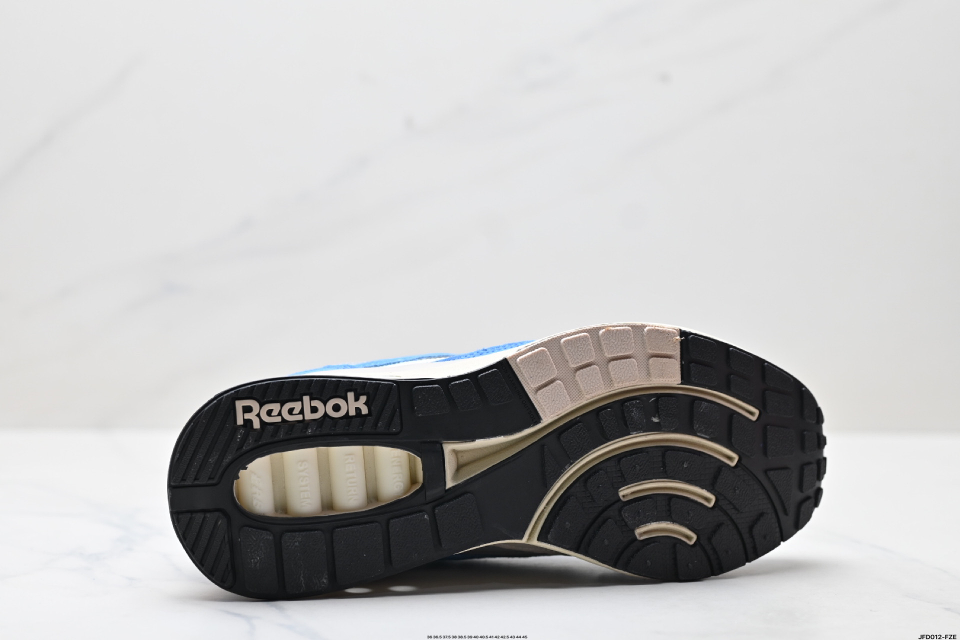 Reebok ERS World: Zapatillas Retro para Hombre, Comodidad y Estilo Urbano 10 i1747933270673 2571 0 8
