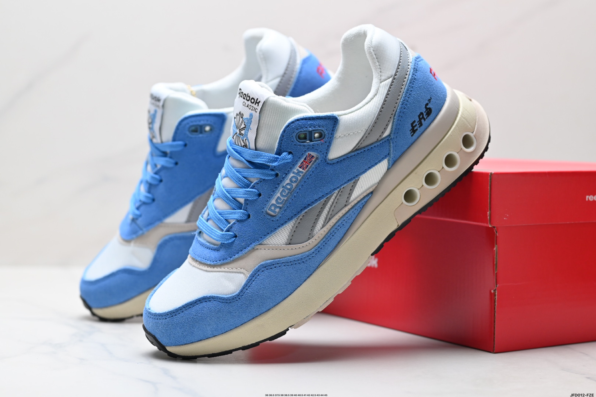 Reebok ERS World: Zapatillas Retro para Hombre, Comodidad y Estilo Urbano 9 i1747933270674 246 0 7