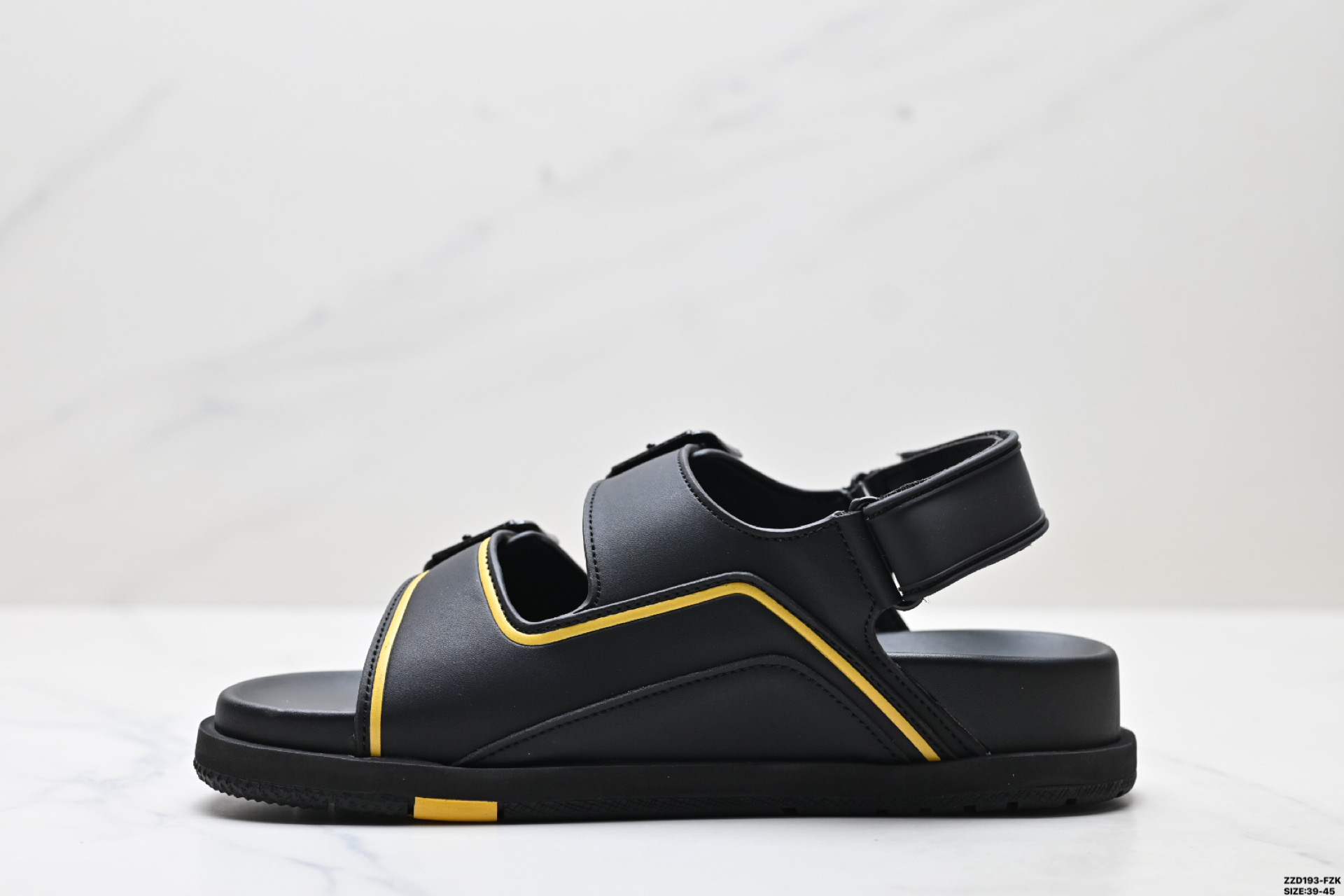 纯原Louis Vuitton Trainer 路易威登 舒适百搭 夏季厚底凉鞋 1A8ZLT