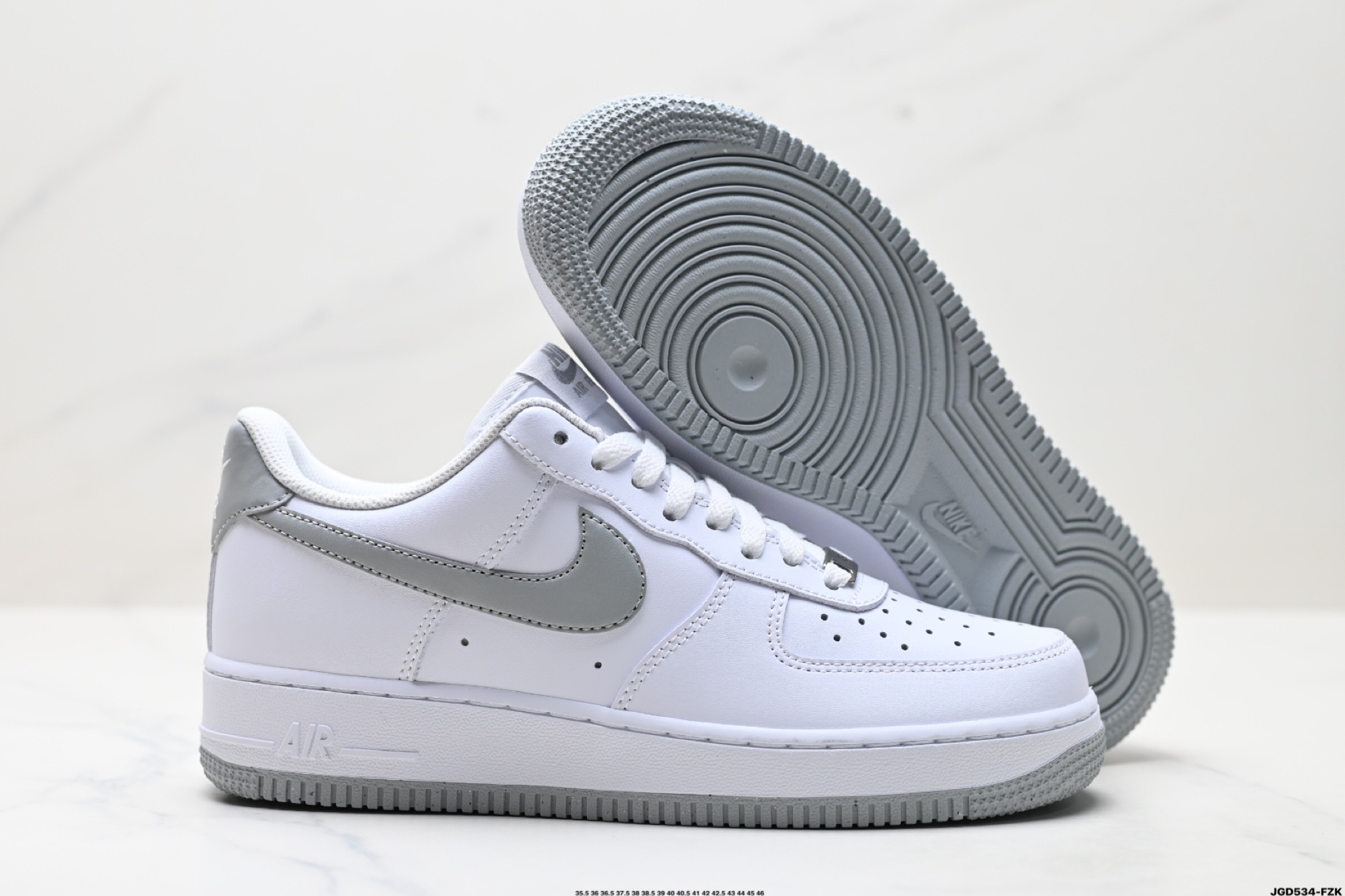 NIKE AIR FORCE 1‘07 LV8 FJ4146-100