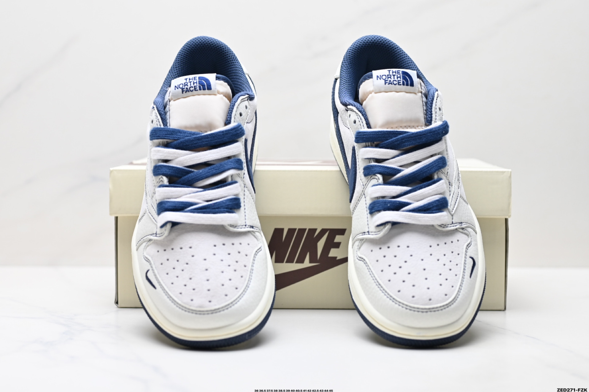 Nike Air Jordan 1 x Travis Scott AJ1倒勾 乔一倒钩 ‘DIY’定制 耐克 低帮文化篮球鞋 XZ5749-001