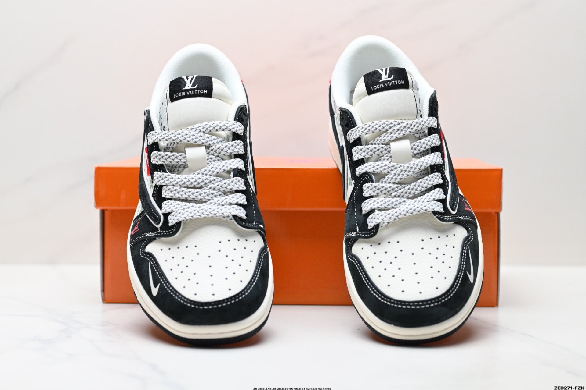 Nike Air Jordan 1 x Travis Scott AJ1倒勾 乔一倒钩 ‘DIY’定制 耐克 低帮文化篮球鞋 YX5066-333