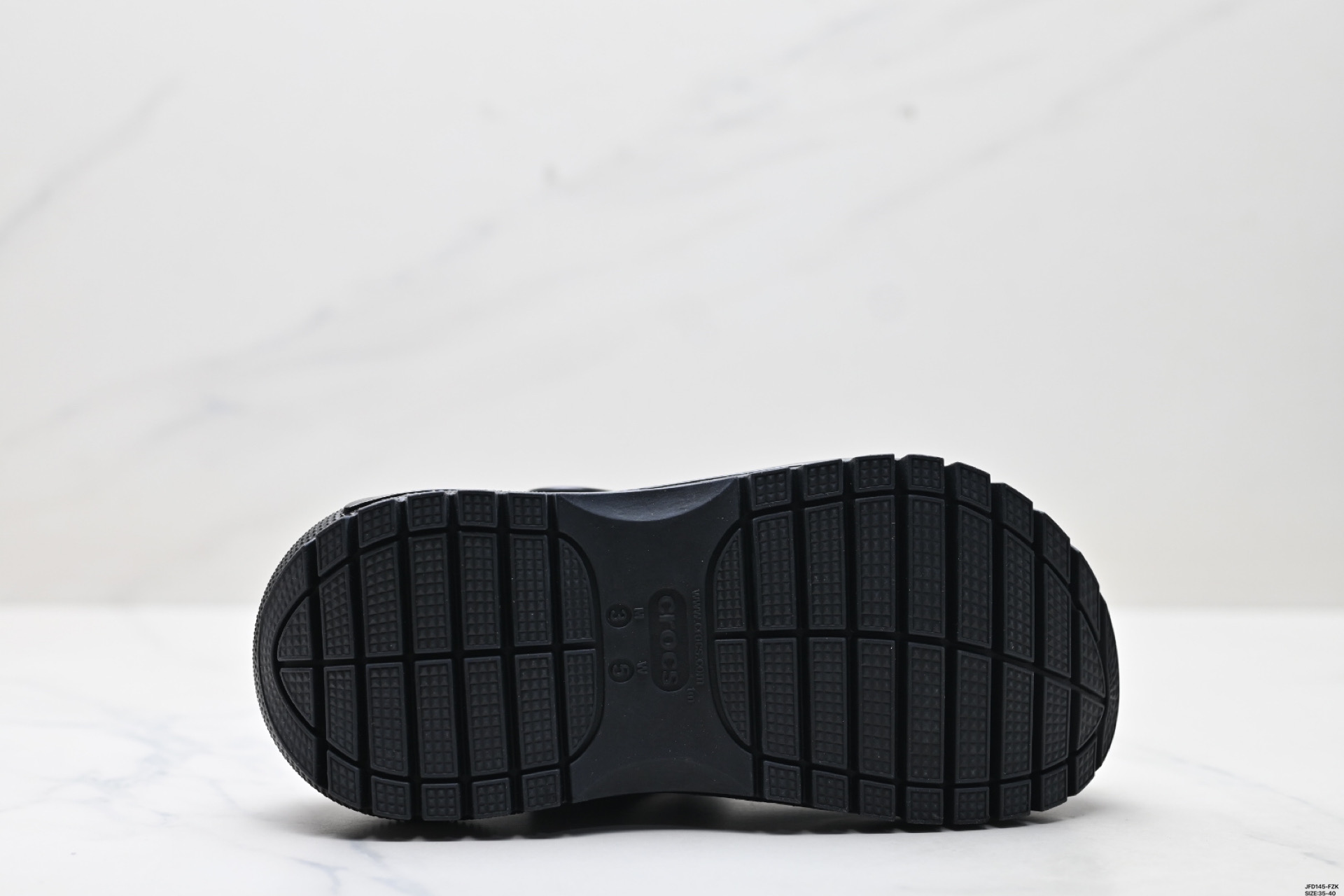 卡骆驰/Crocs Classic Bae Clog Sandals 沙滩涉水百搭潮流休闲洞洞拖鞋式凉鞋